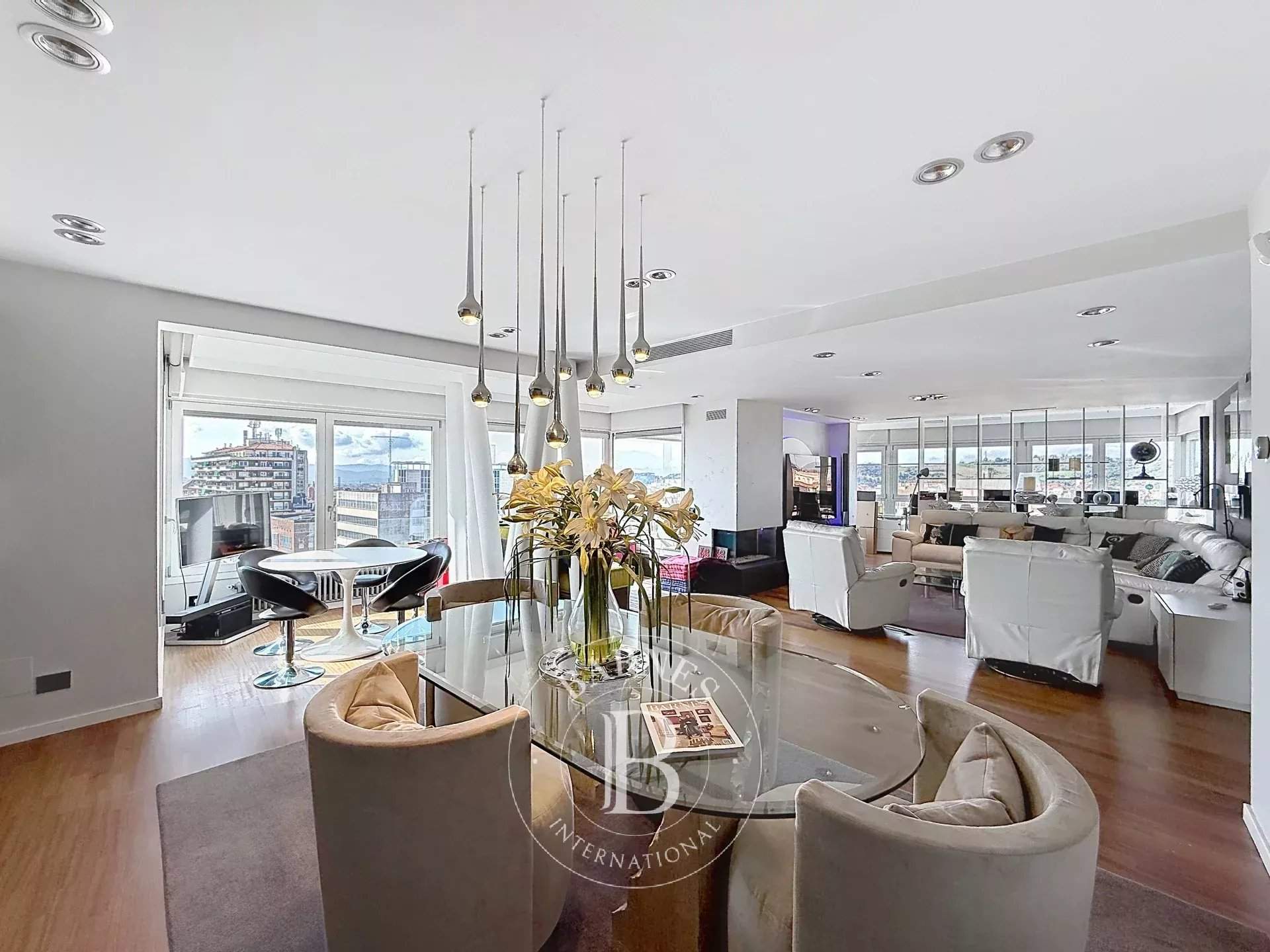 Granollers  - Appartement 4 Pi&egrave;ces 3 Chambres - picture 2