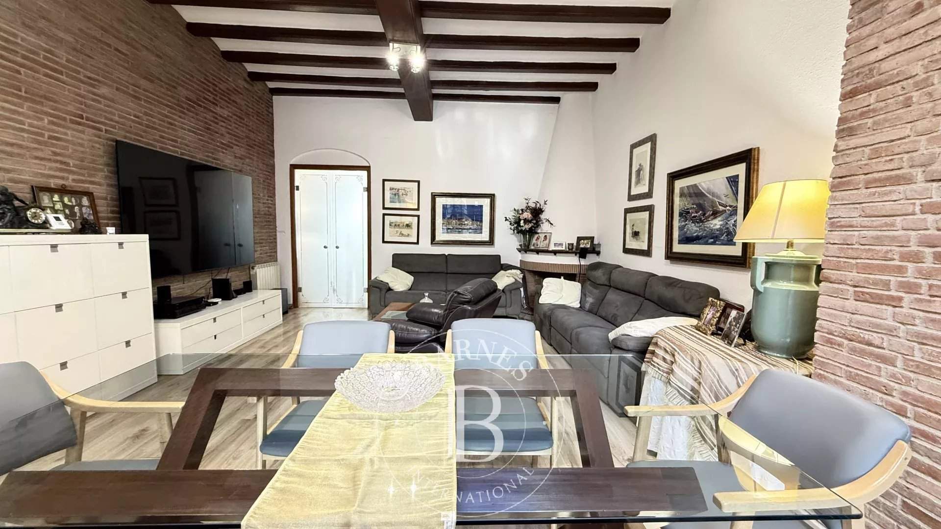 El Masnou  - Casa 6 Cuartos 6 Habitaciones - picture 9