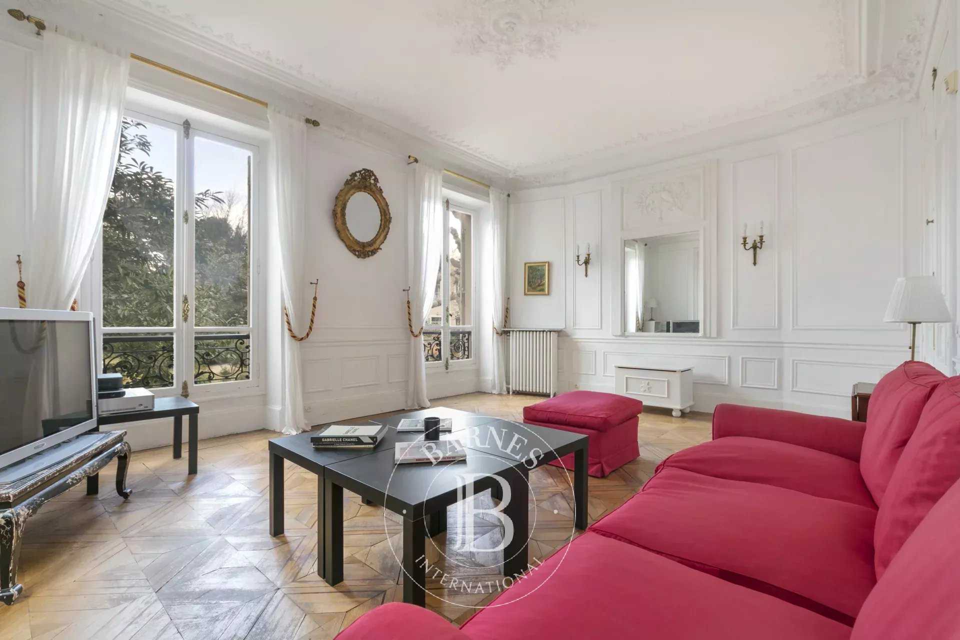 Chatou  - Hôtel particulier 10 Pi&egrave;ces 7 Chambres