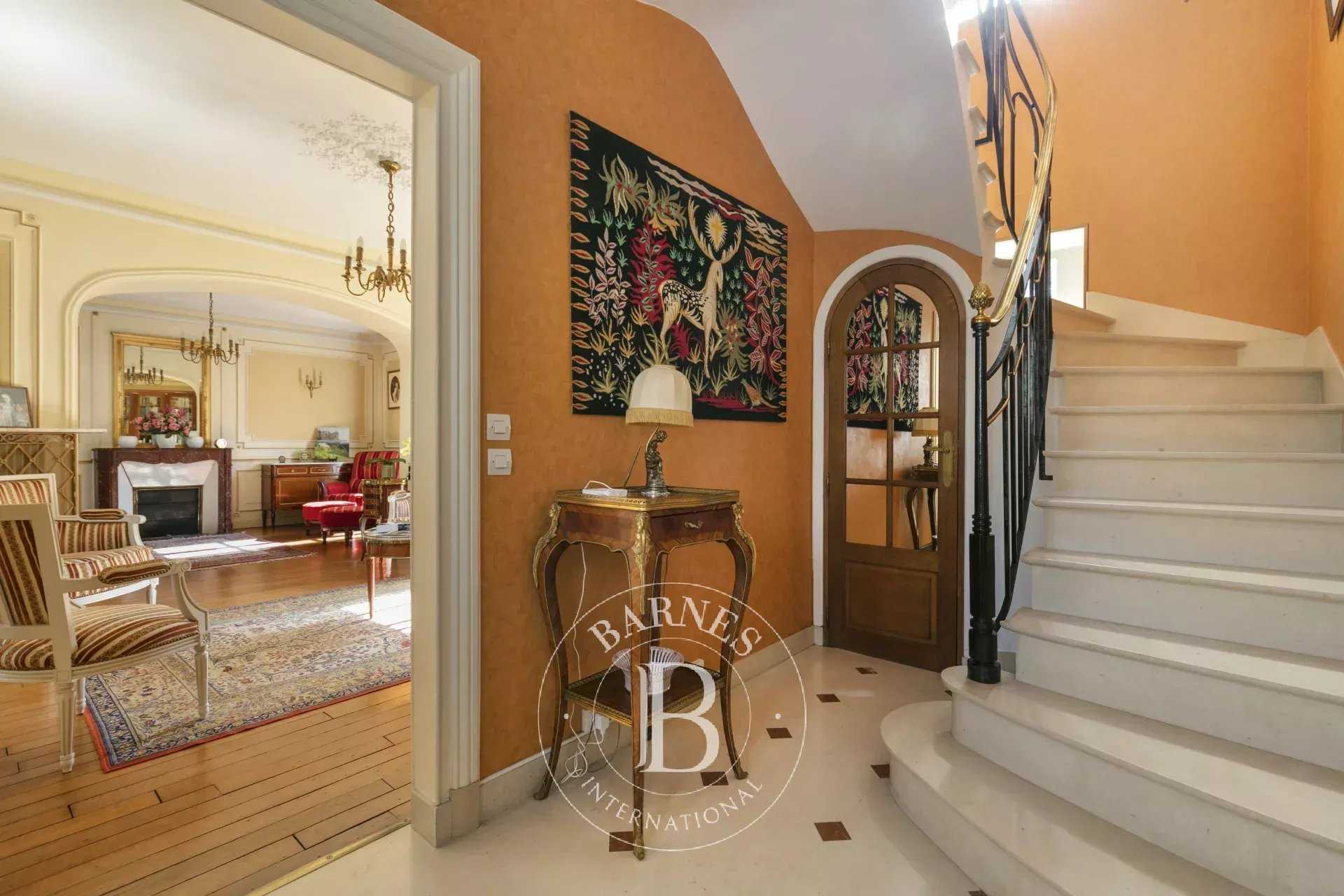 Maisons-Laffitte  - Maison 8 Pi&egrave;ces 5 Chambres