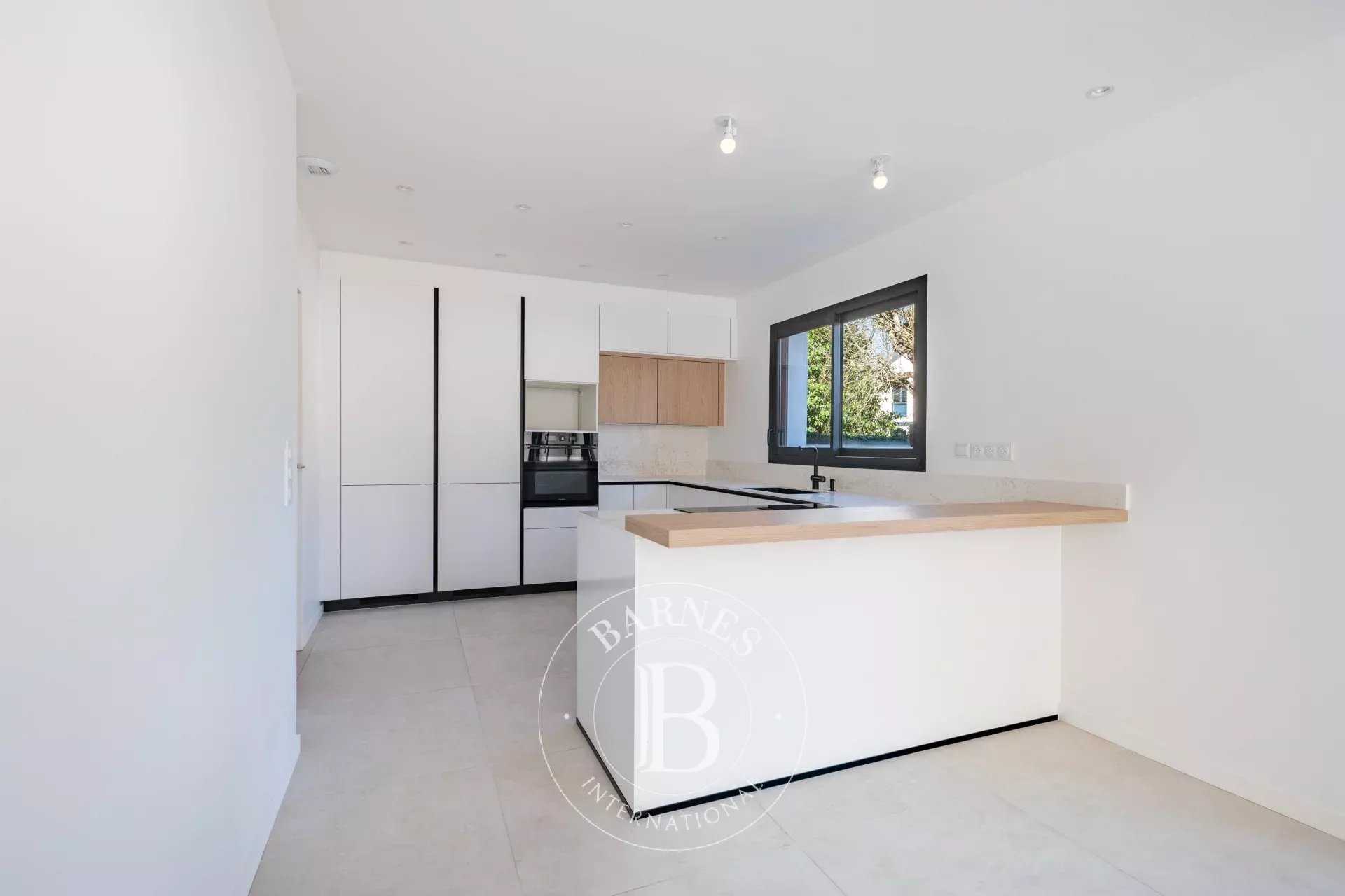 Orgeval  - Maison 7 Pi&egrave;ces 4 Chambres