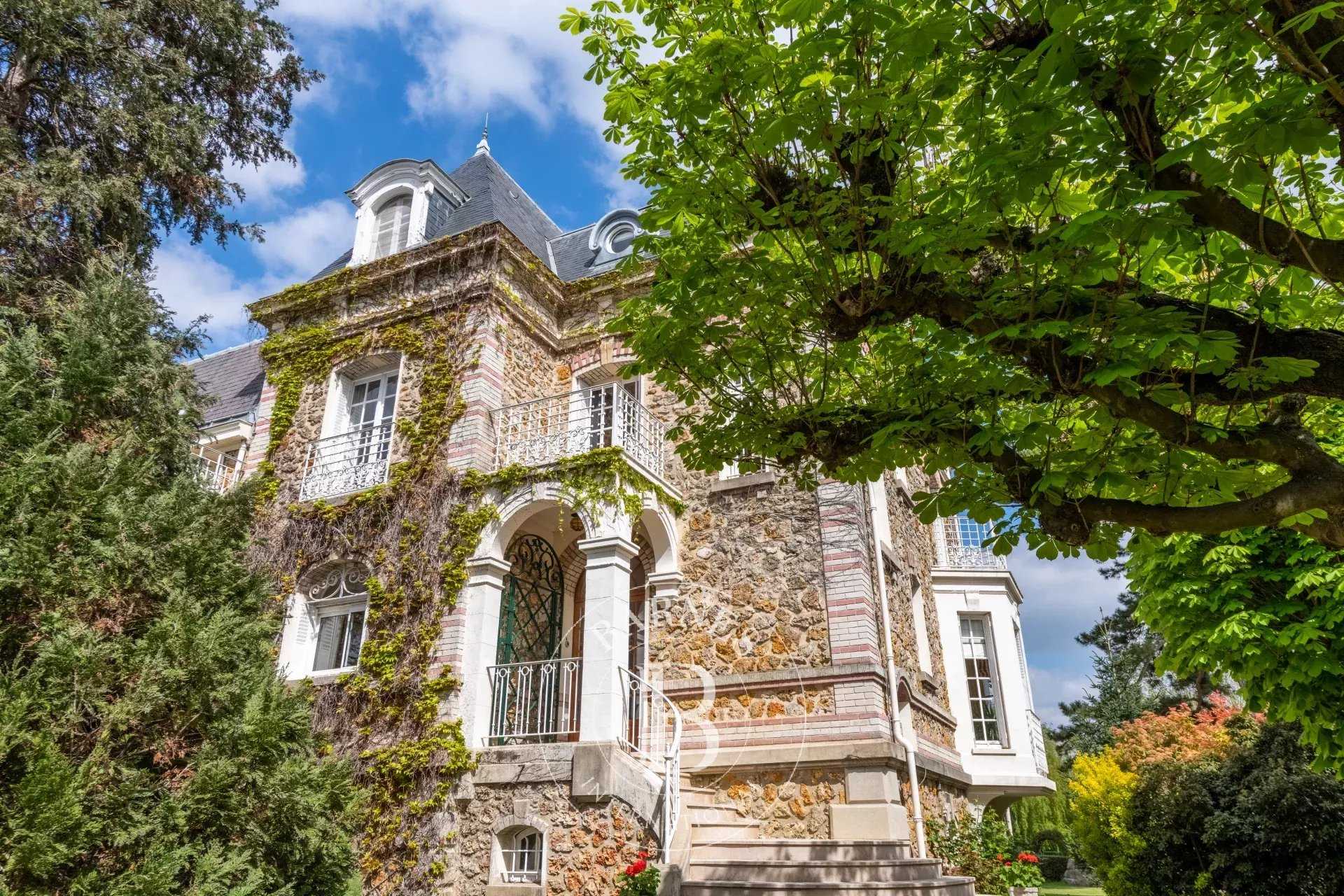 Villennes-sur-Seine  - Maison 12 Pièces 8 Chambres