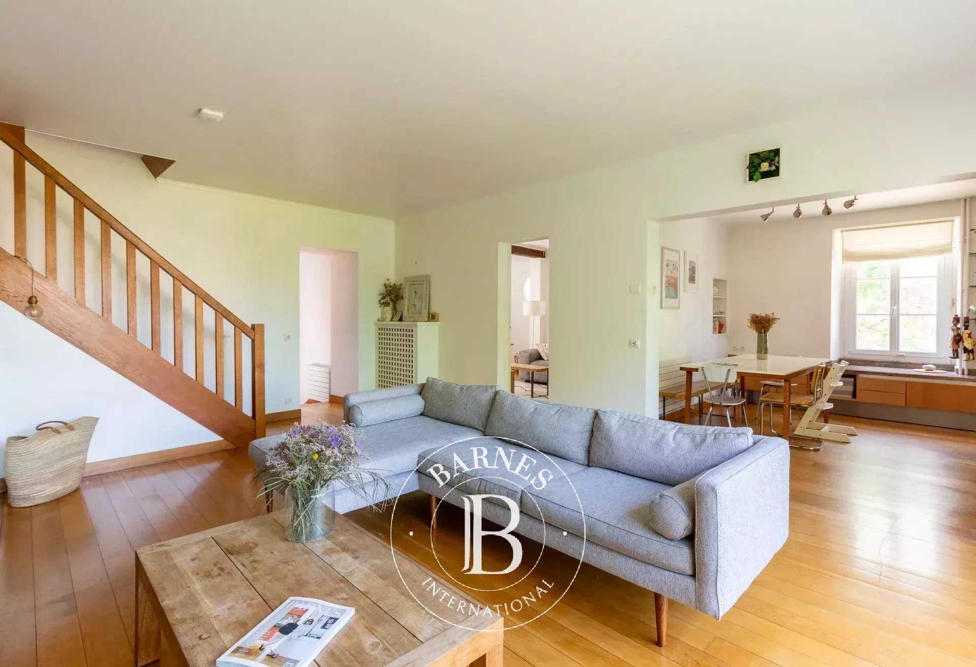 Mareil-Marly  - House 7 Bedrooms