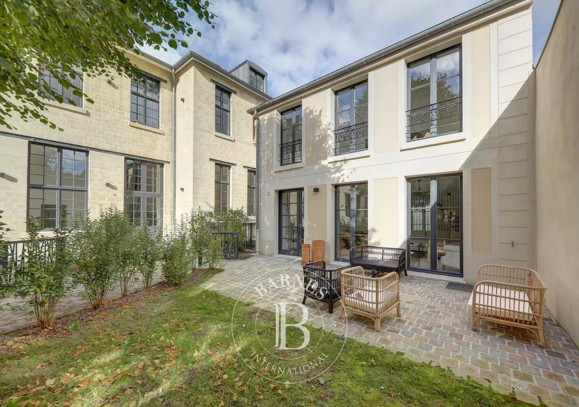 Saint-Germain-en-Laye  - House 4 Bedrooms