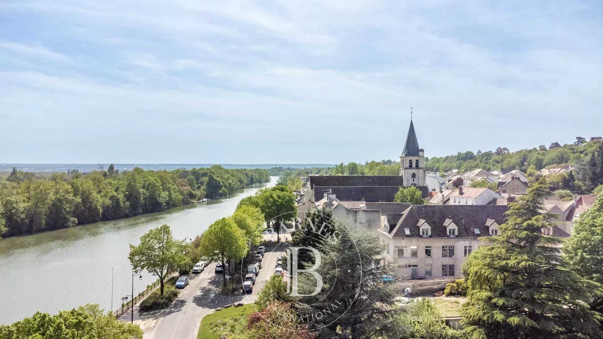 Andrésy  - Maison 8 Pi&egrave;ces 5 Chambres