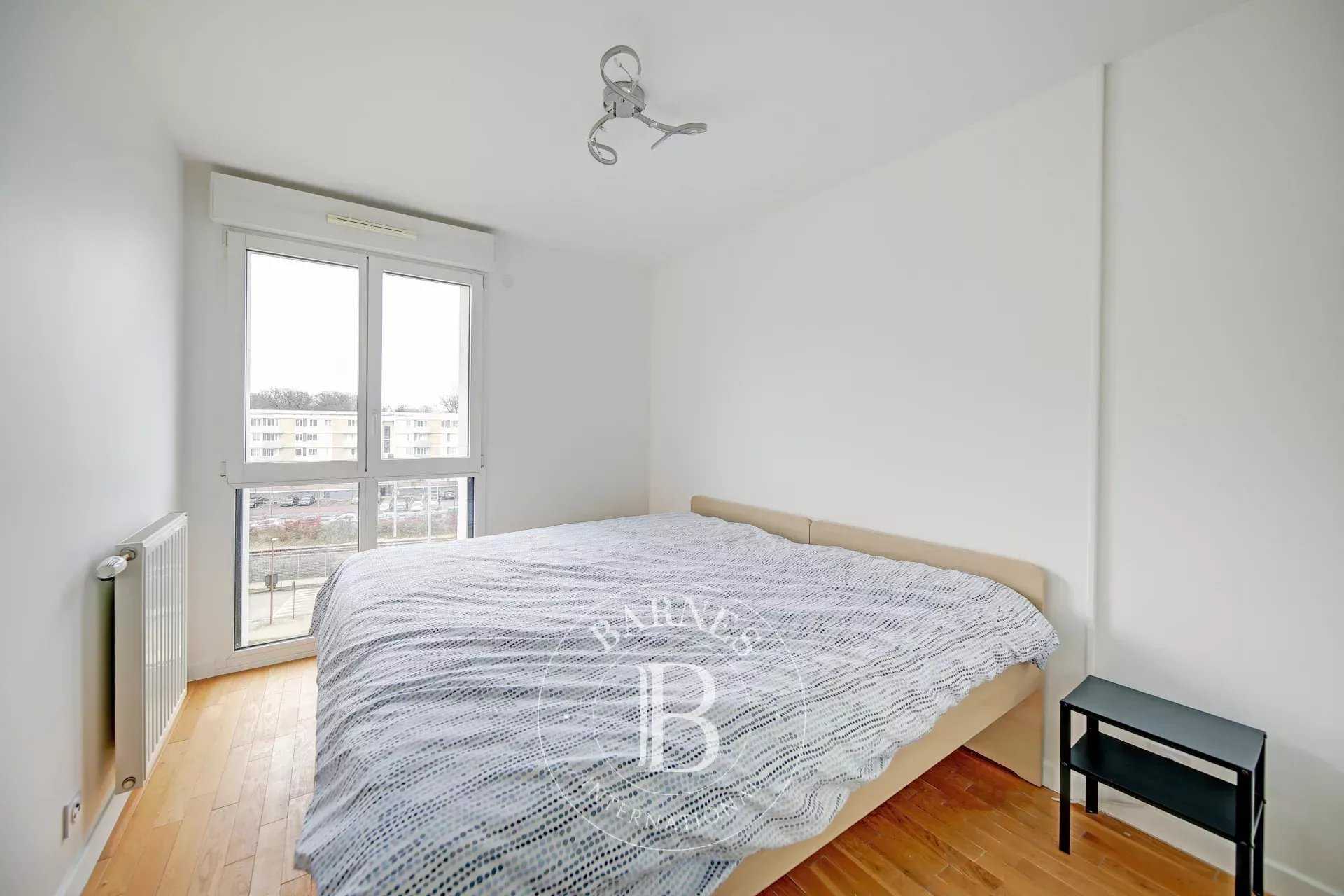 Saint-Germain-en-Laye  - Apartment 2 Bedrooms