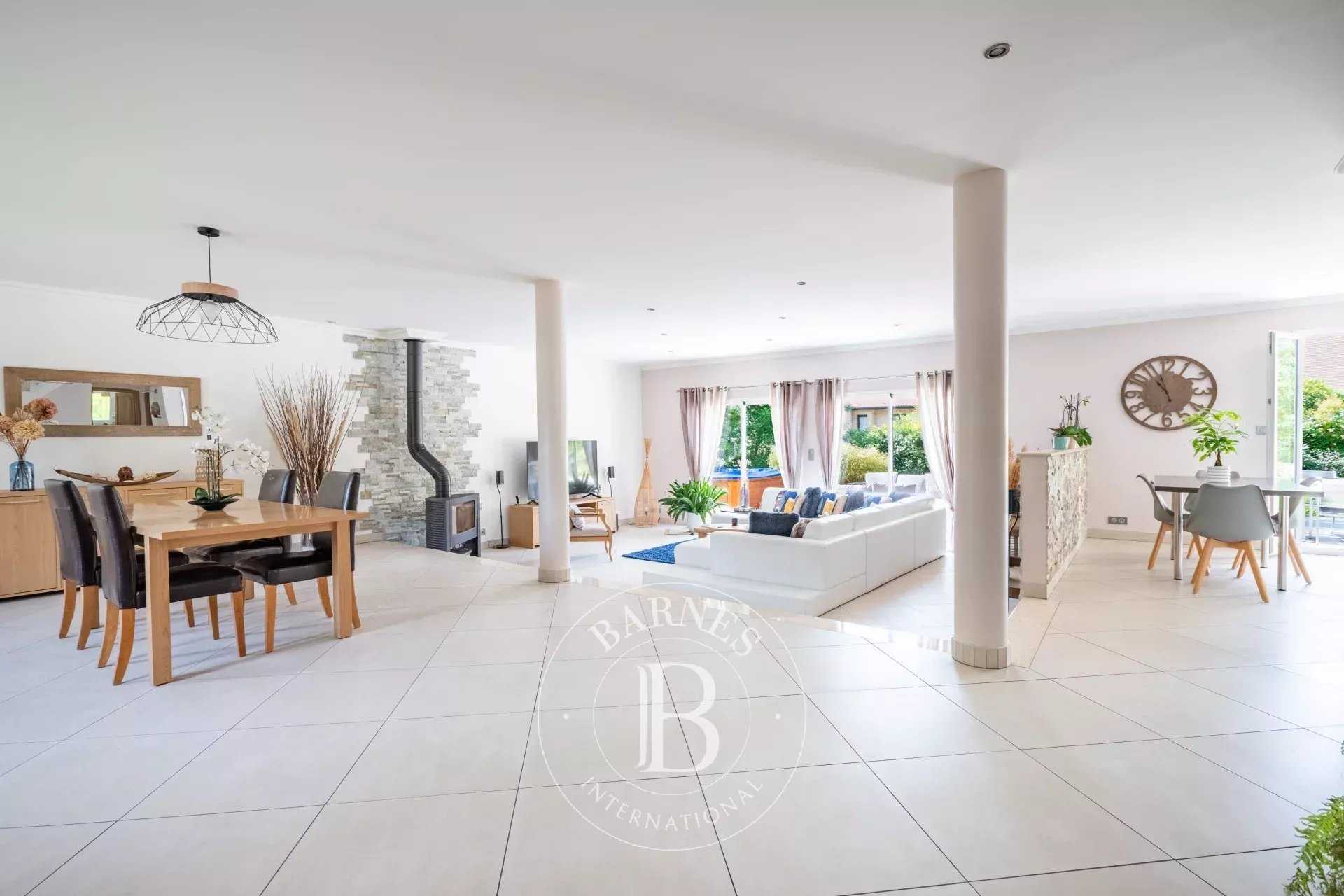 Vaux-sur-Seine  - House 5 Bedrooms