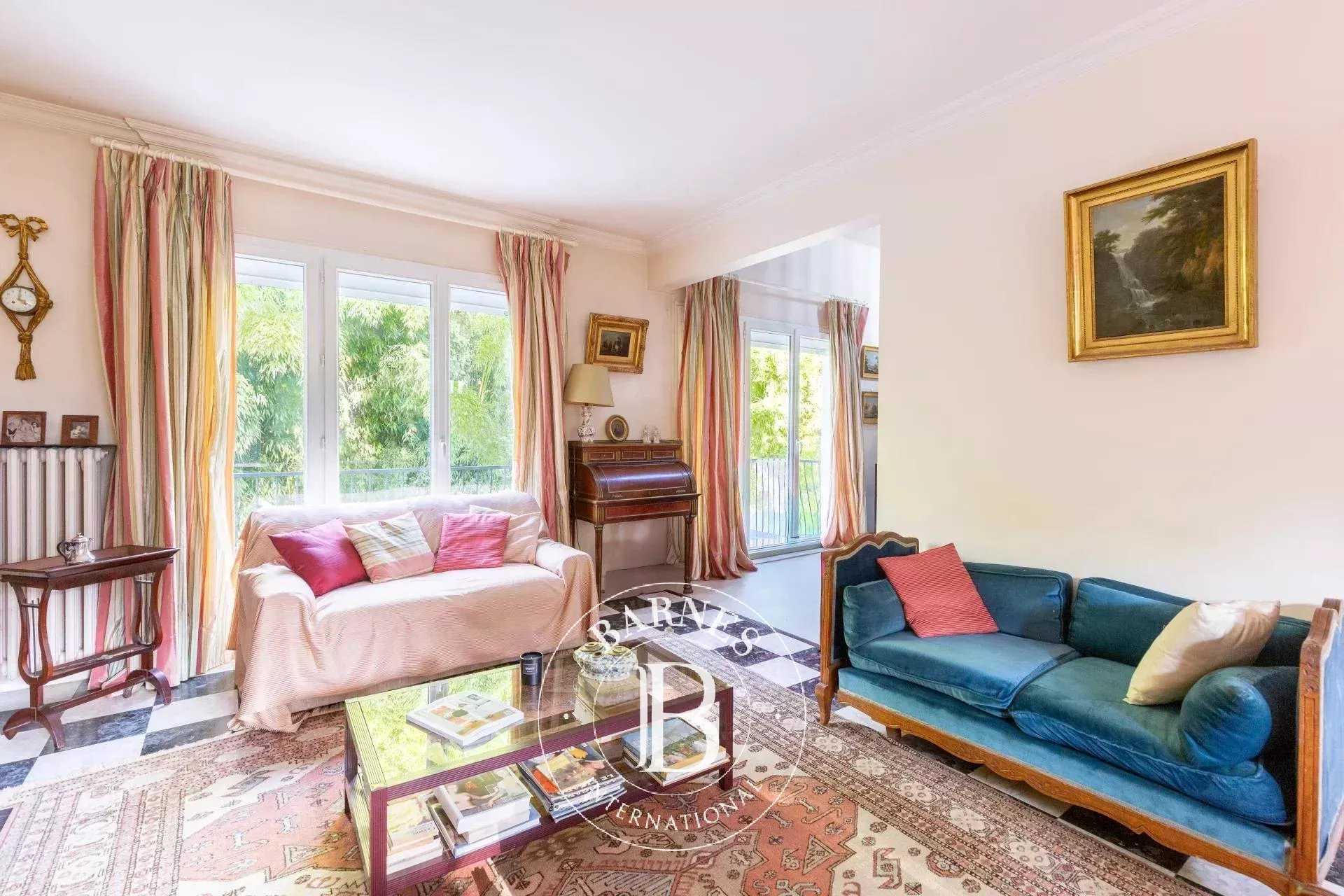 Le Pecq  - Maison 9 Pièces 6 Chambres
