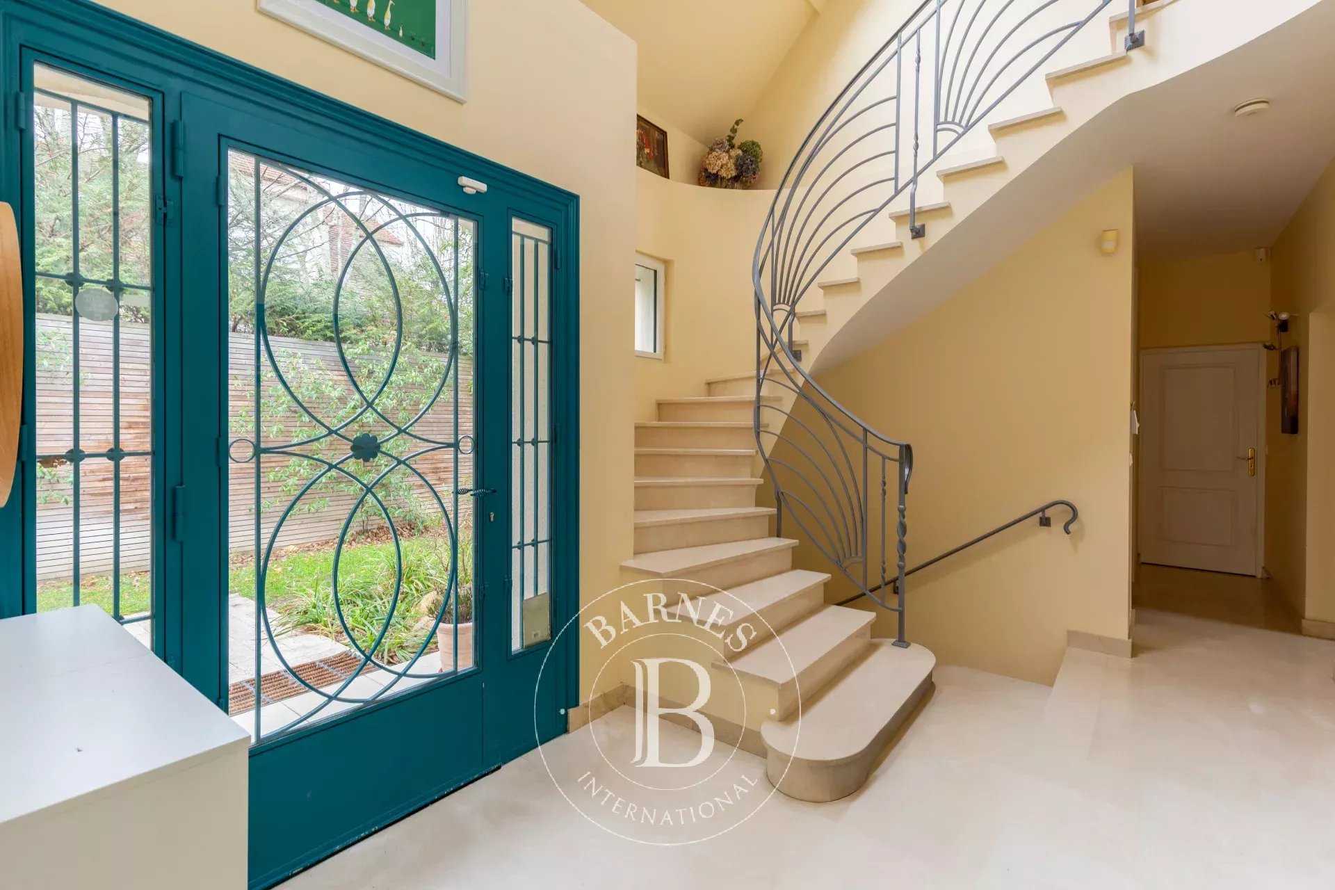 Le Vésinet  - Maison 9 Pi&egrave;ces 5 Chambres