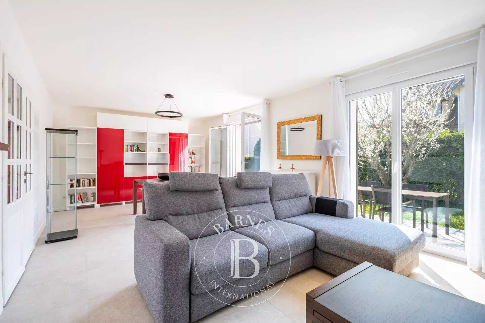 Saint-Germain-en-Laye  - Maison 6 Pi&egrave;ces 4 Chambres