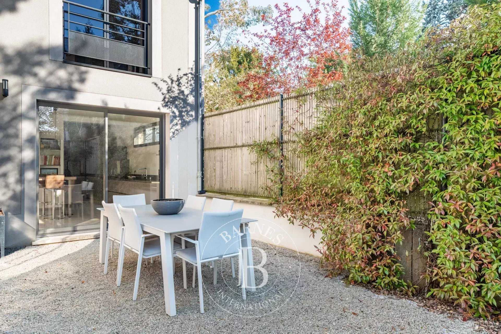 Saint-Germain-en-Laye  - House 4 Bedrooms