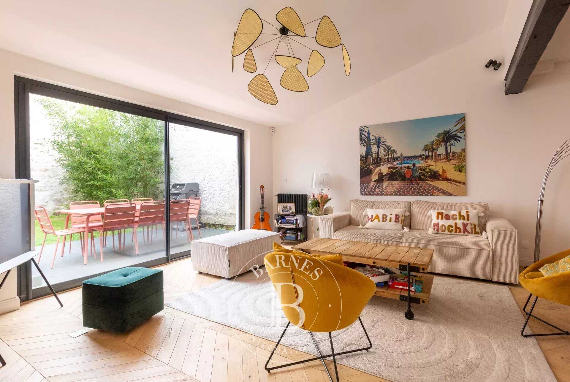 Saint-Germain-en-Laye  - House 6 Bedrooms