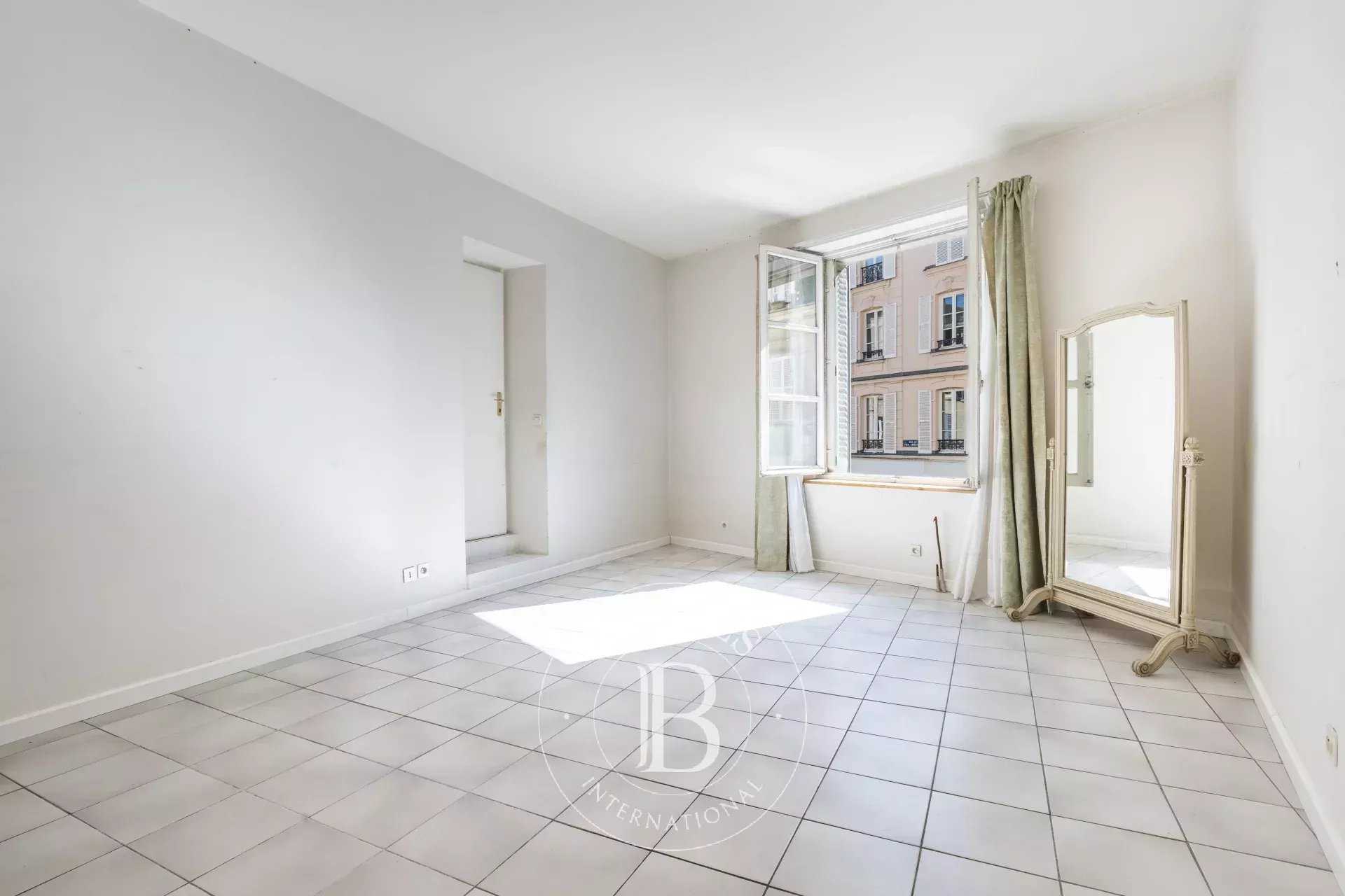 Saint-Germain-en-Laye  - Appartement 6 Pièces 4 Chambres