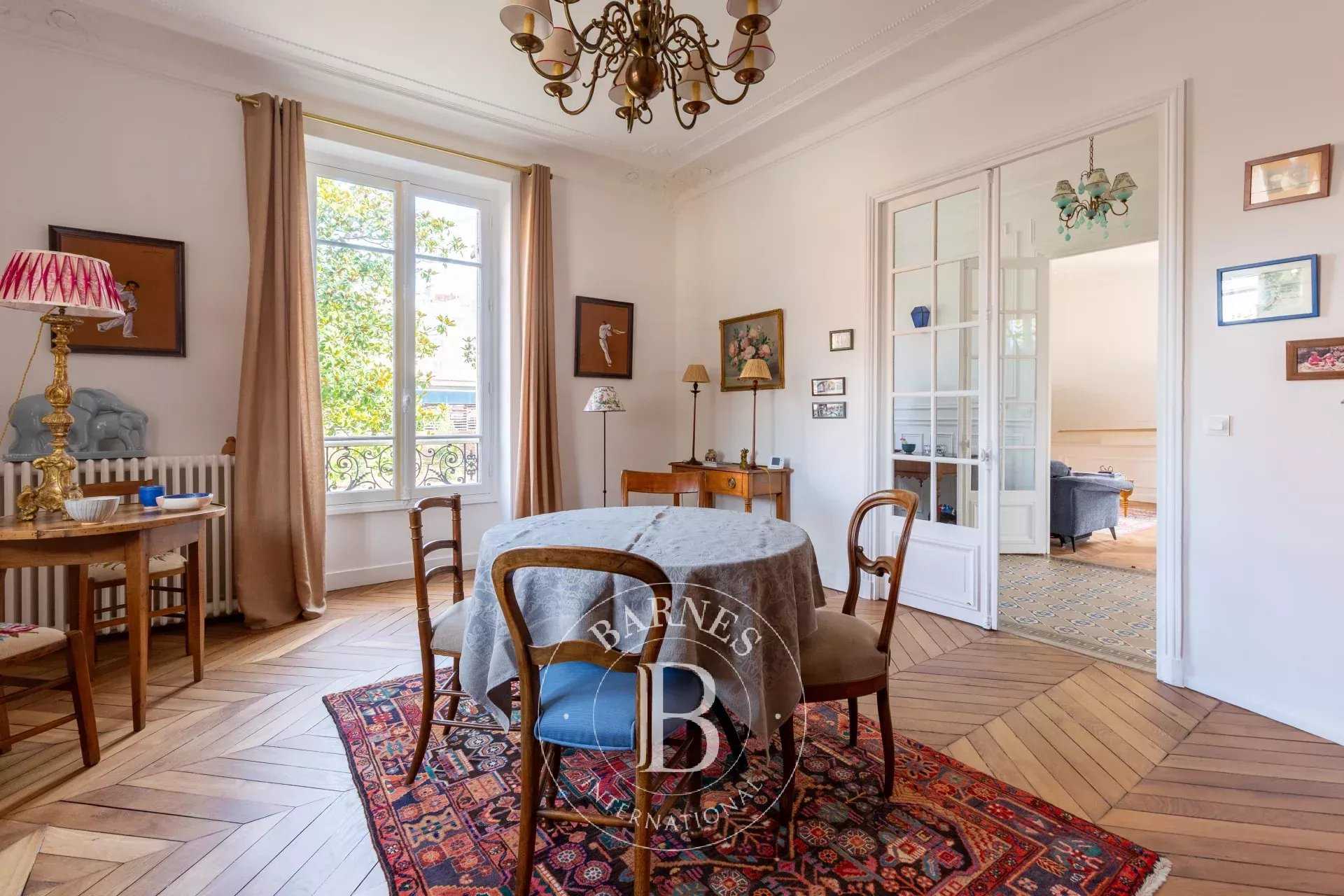 Le Vésinet  - Maison 10 Pièces 6 Chambres