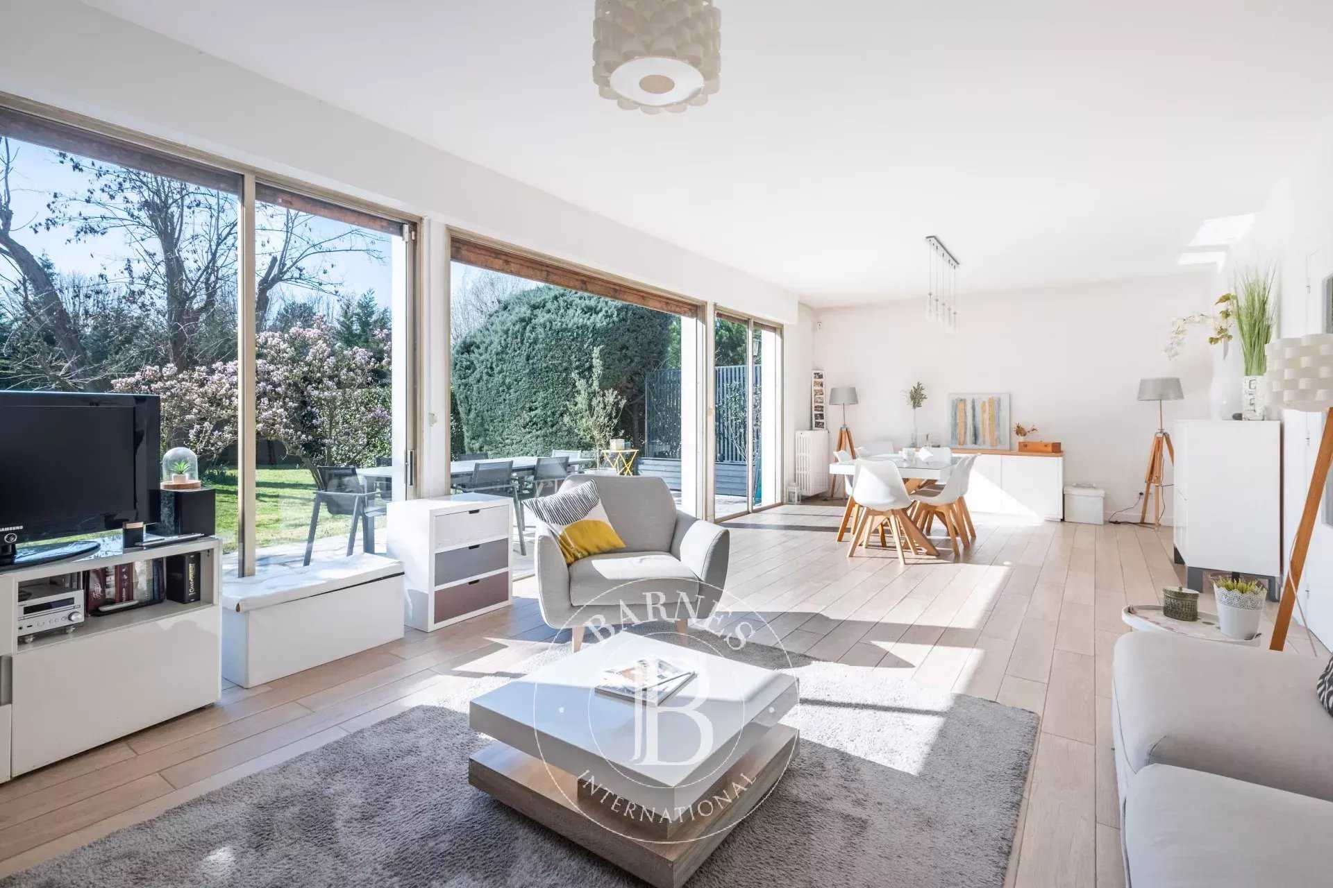 Le Vésinet  - Maison 6 Pi&egrave;ces 4 Chambres