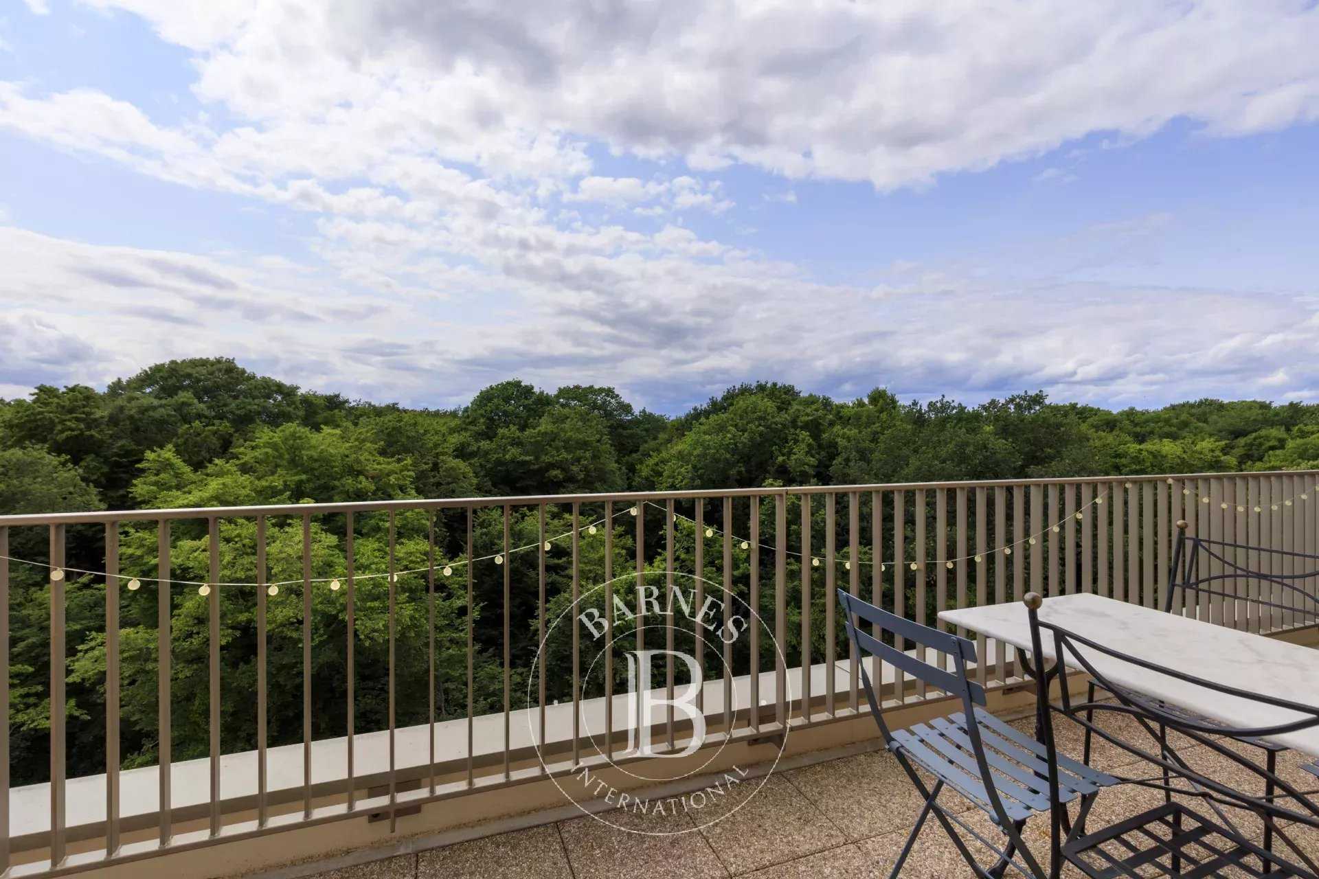 Saint-Germain-en-Laye  - Apartment 2 Bedrooms