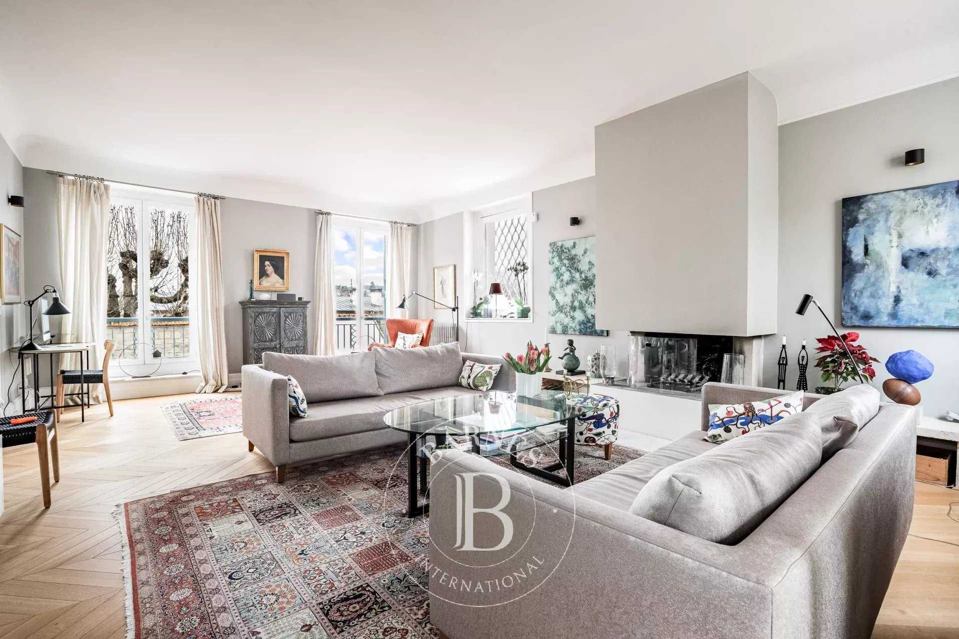 Saint-Germain-en-Laye  - House 4 Bedrooms