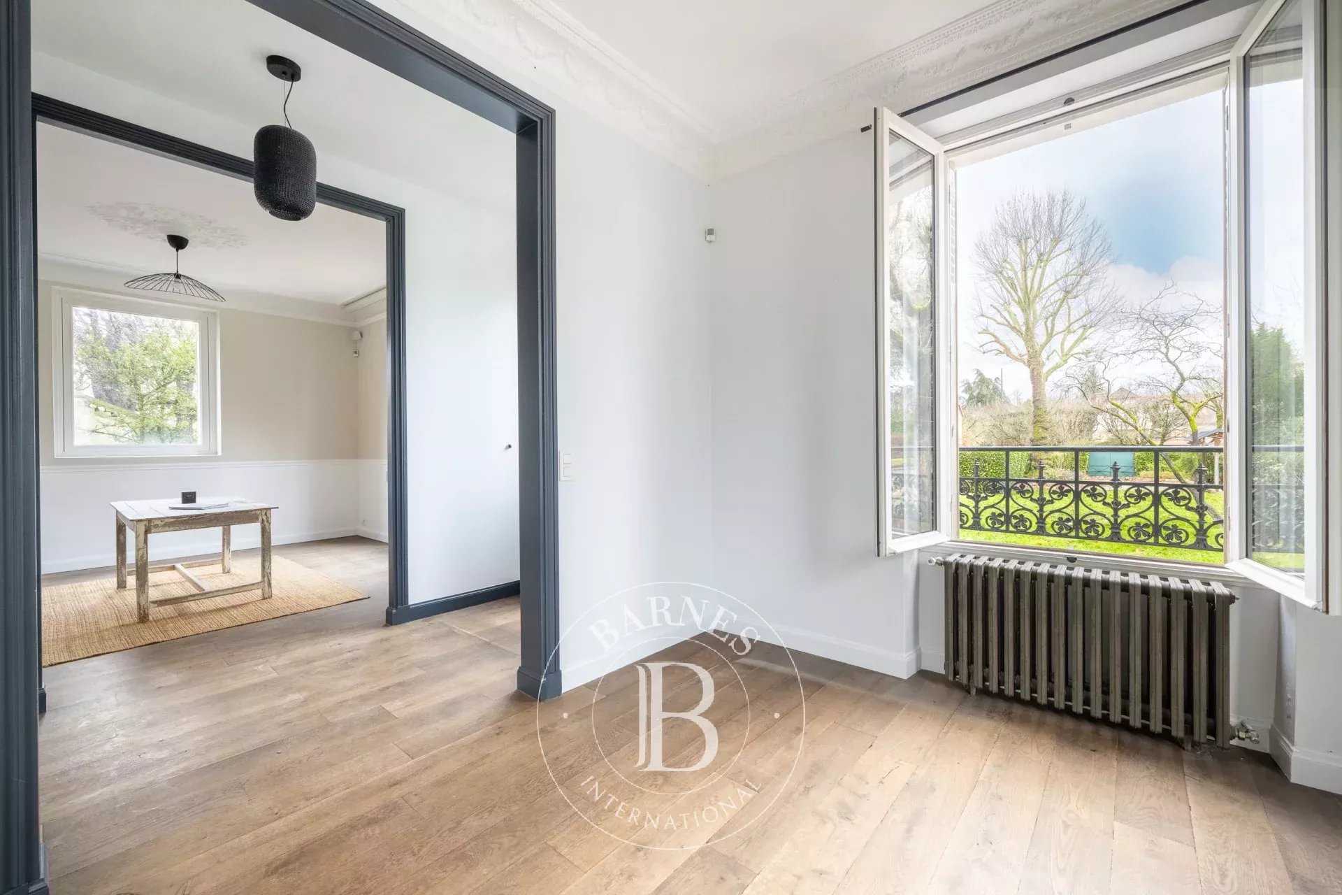 Croissy-sur-Seine  - Maison 8 Pièces 5 Chambres
