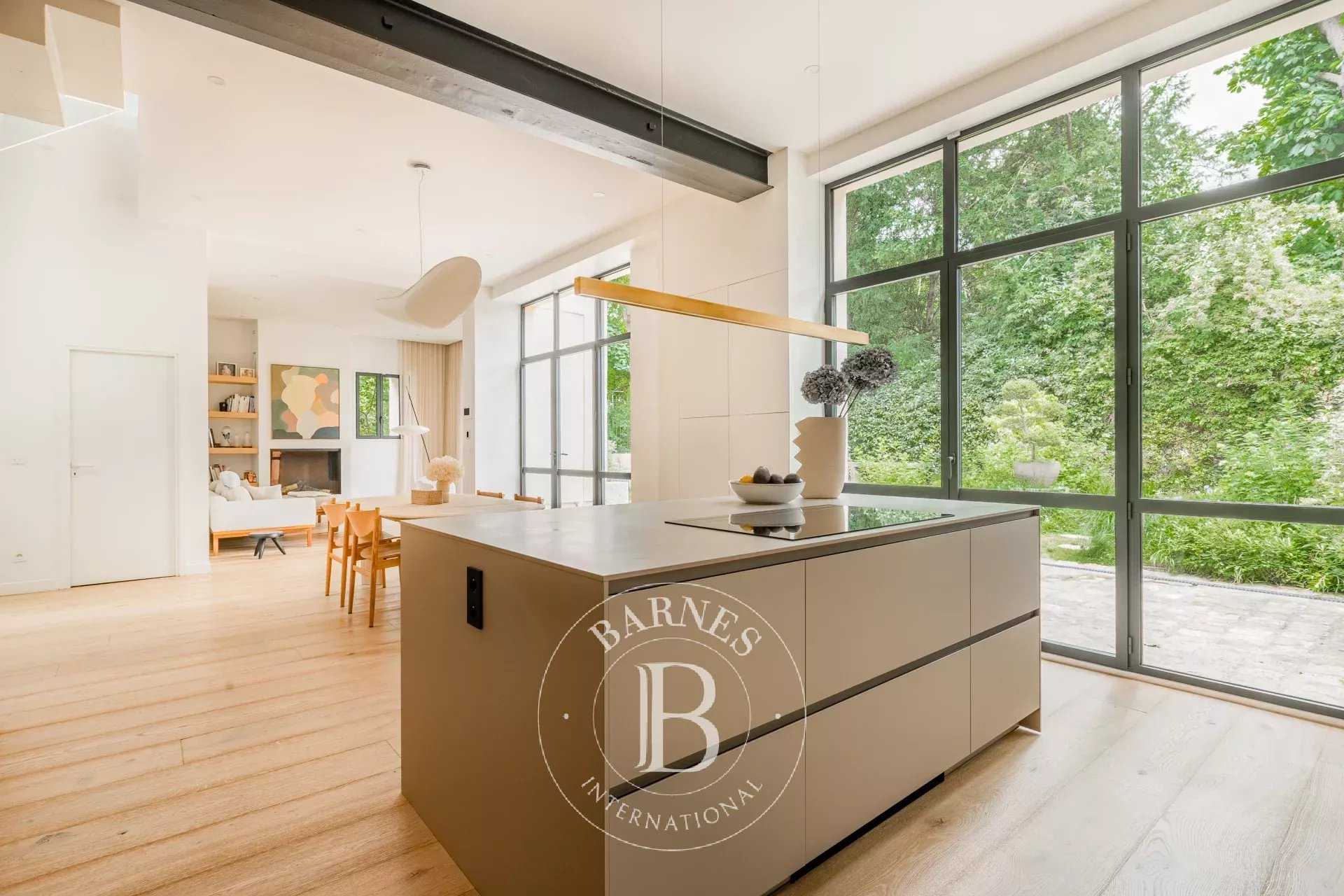 Saint-Germain-en-Laye  - House 4 Bedrooms