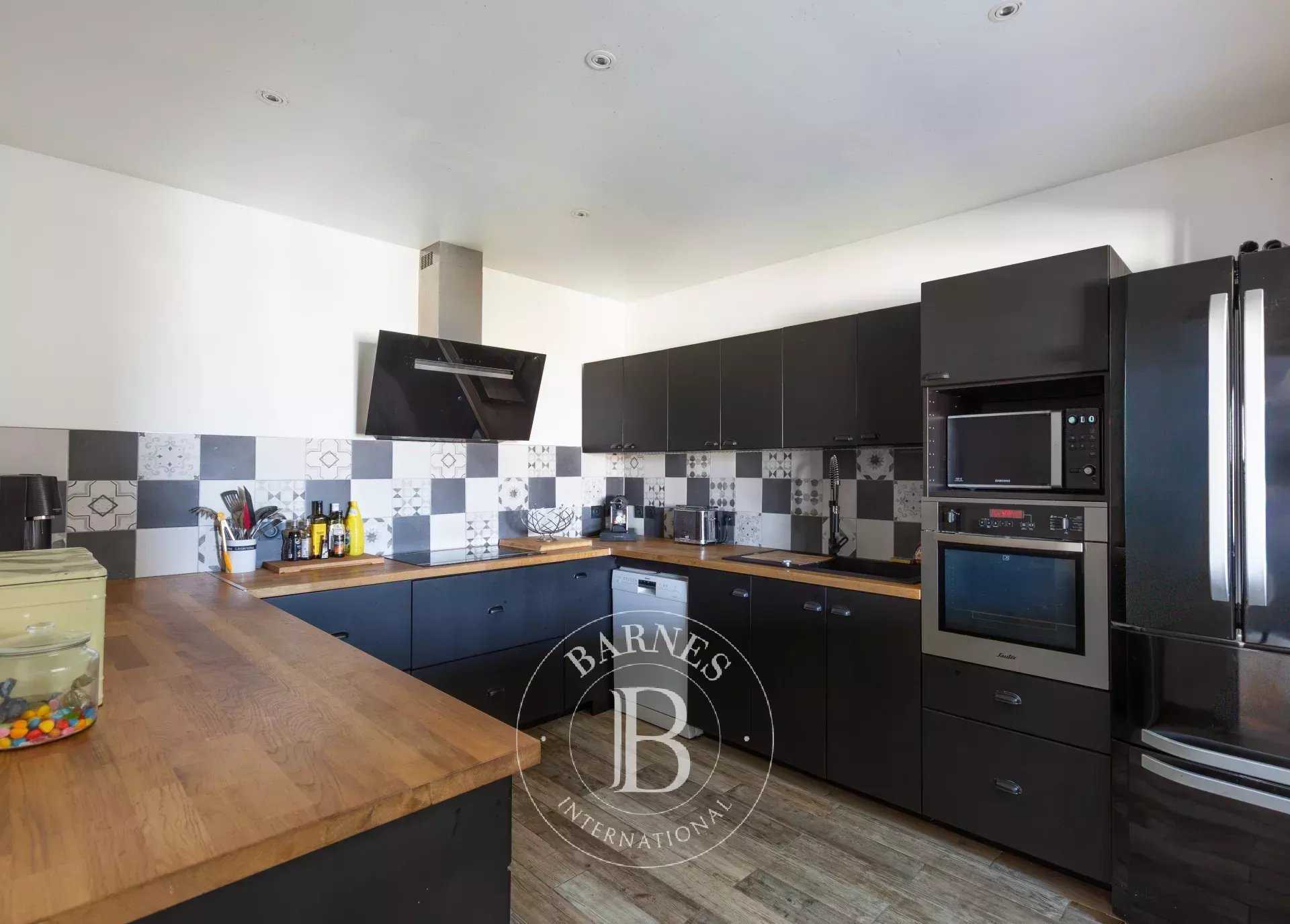 Le Pecq  - Maison 6 Pi&egrave;ces 4 Chambres