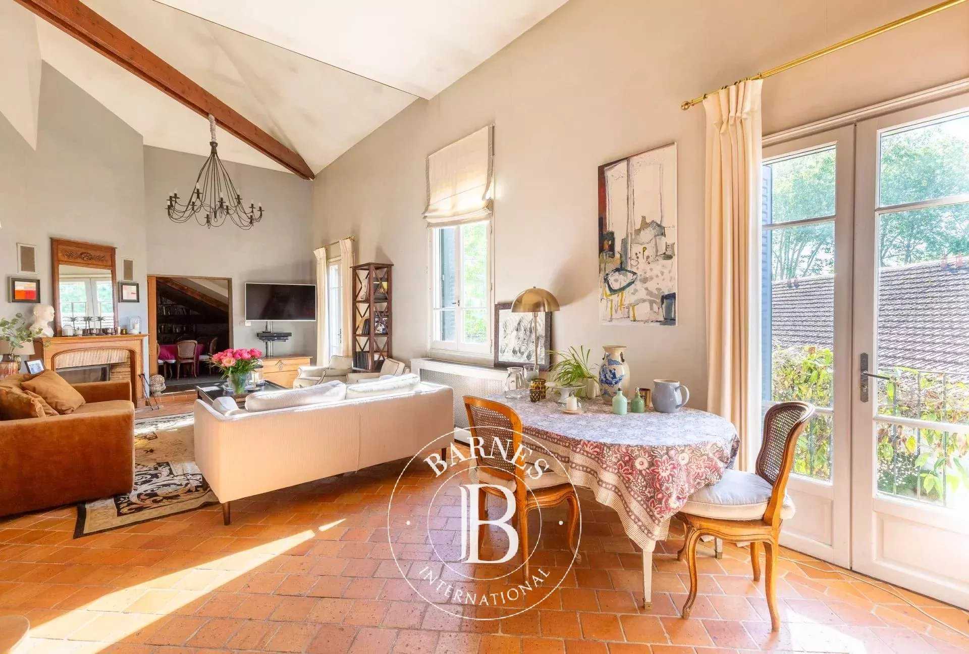 Maisons-Laffitte  - Maison 8 Pièces 5 Chambres