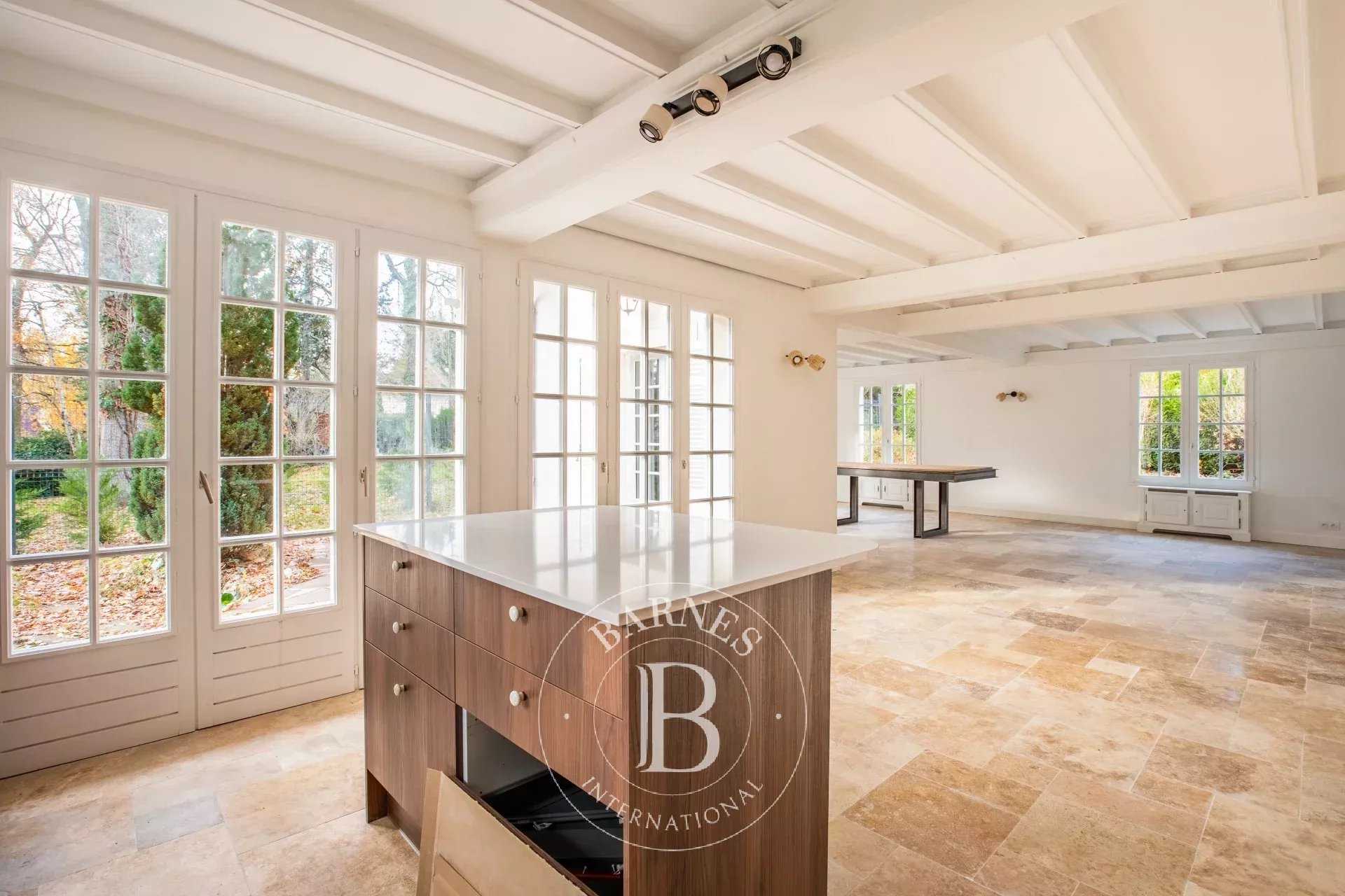 Villennes-sur-Seine  - House 4 Bedrooms