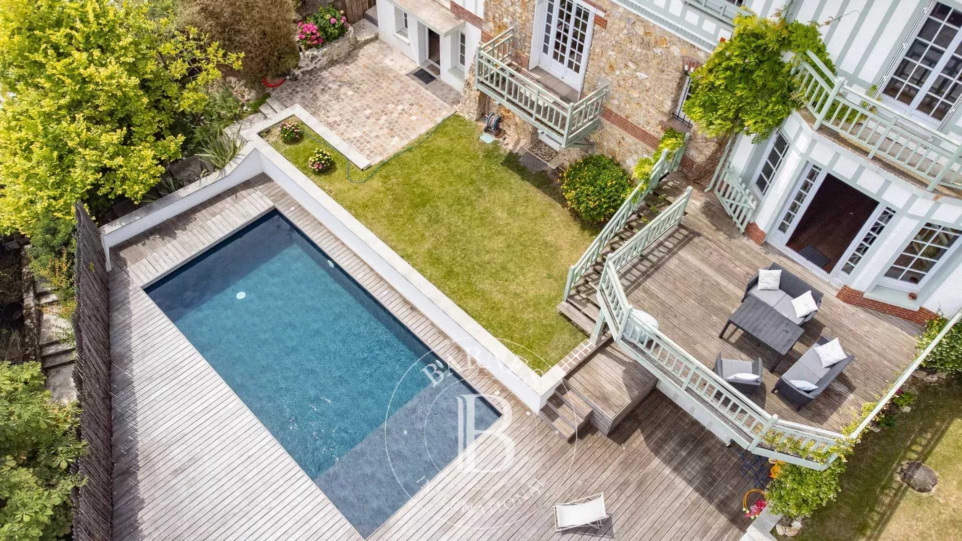 Villennes-sur-Seine  - House 