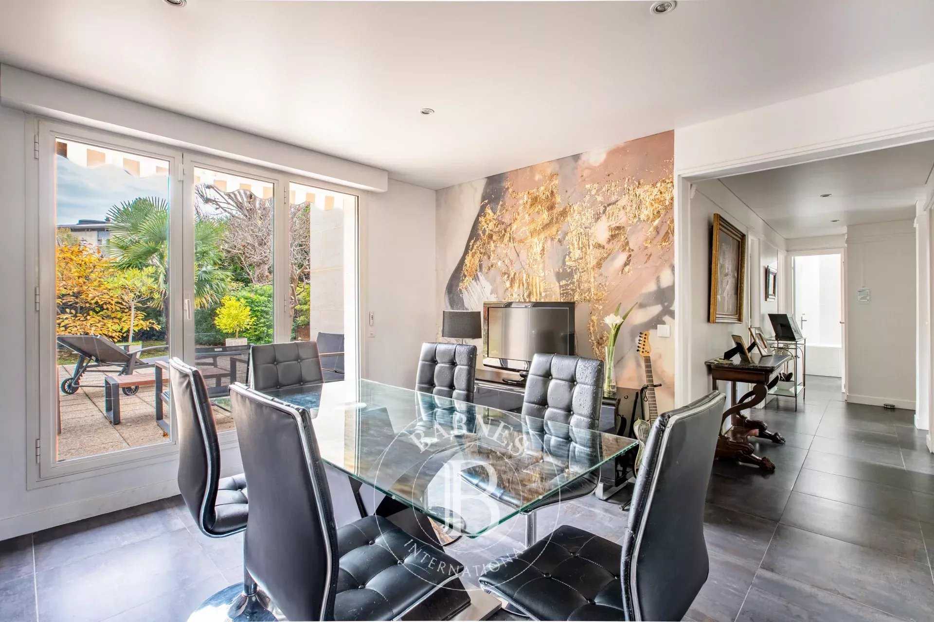 Saint-Germain-en-Laye  - Apartment 2 Bedrooms