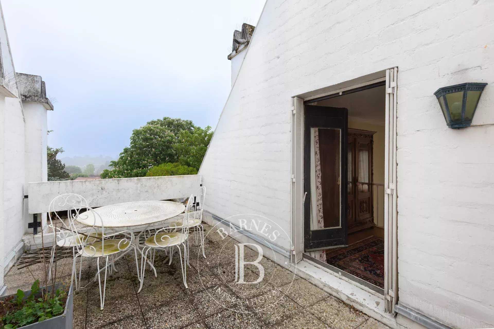 Saint-Germain-en-Laye  - Appartement 8 Pi&egrave;ces