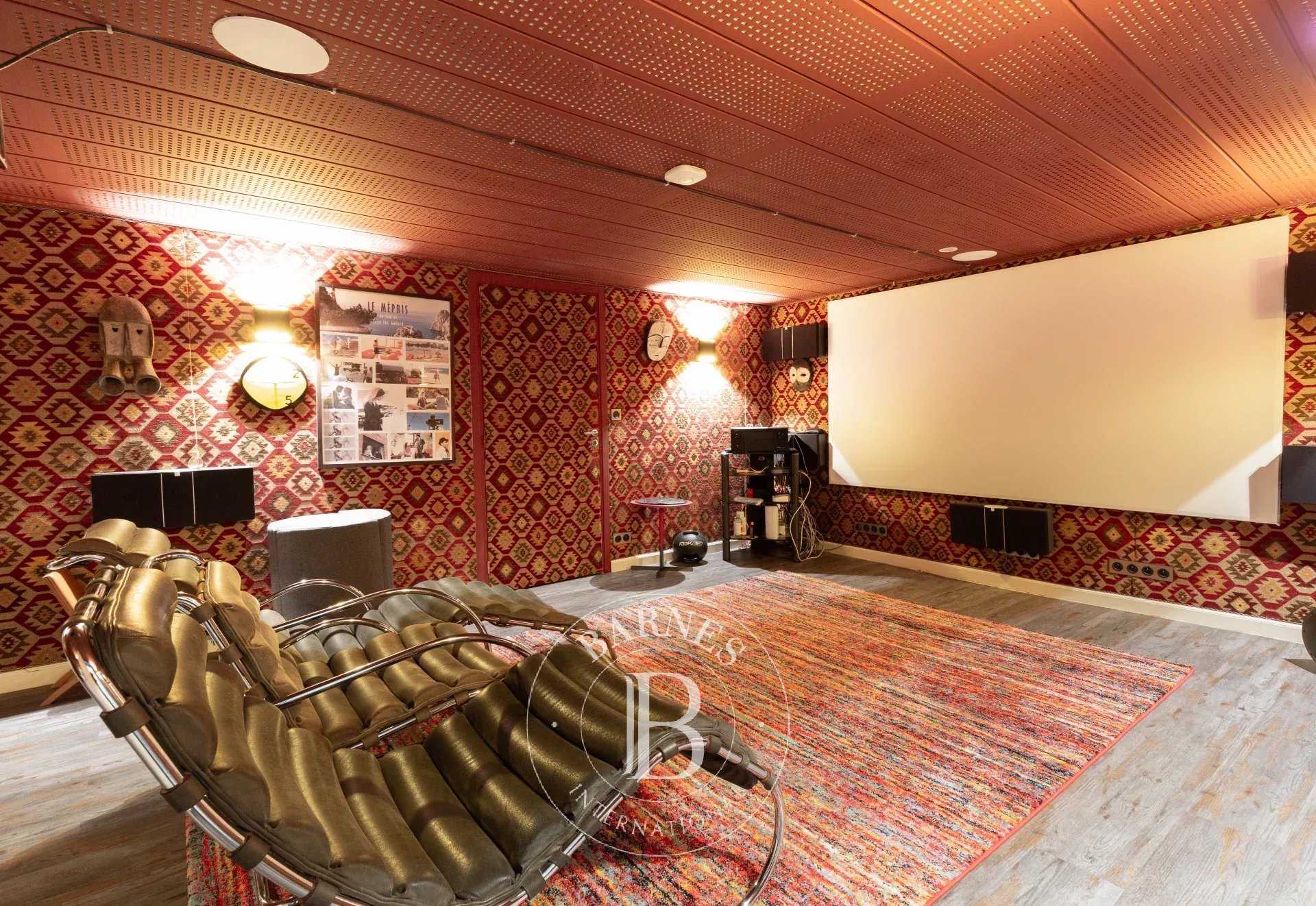 Saint-Germain-en-Laye  - House 8 Bedrooms