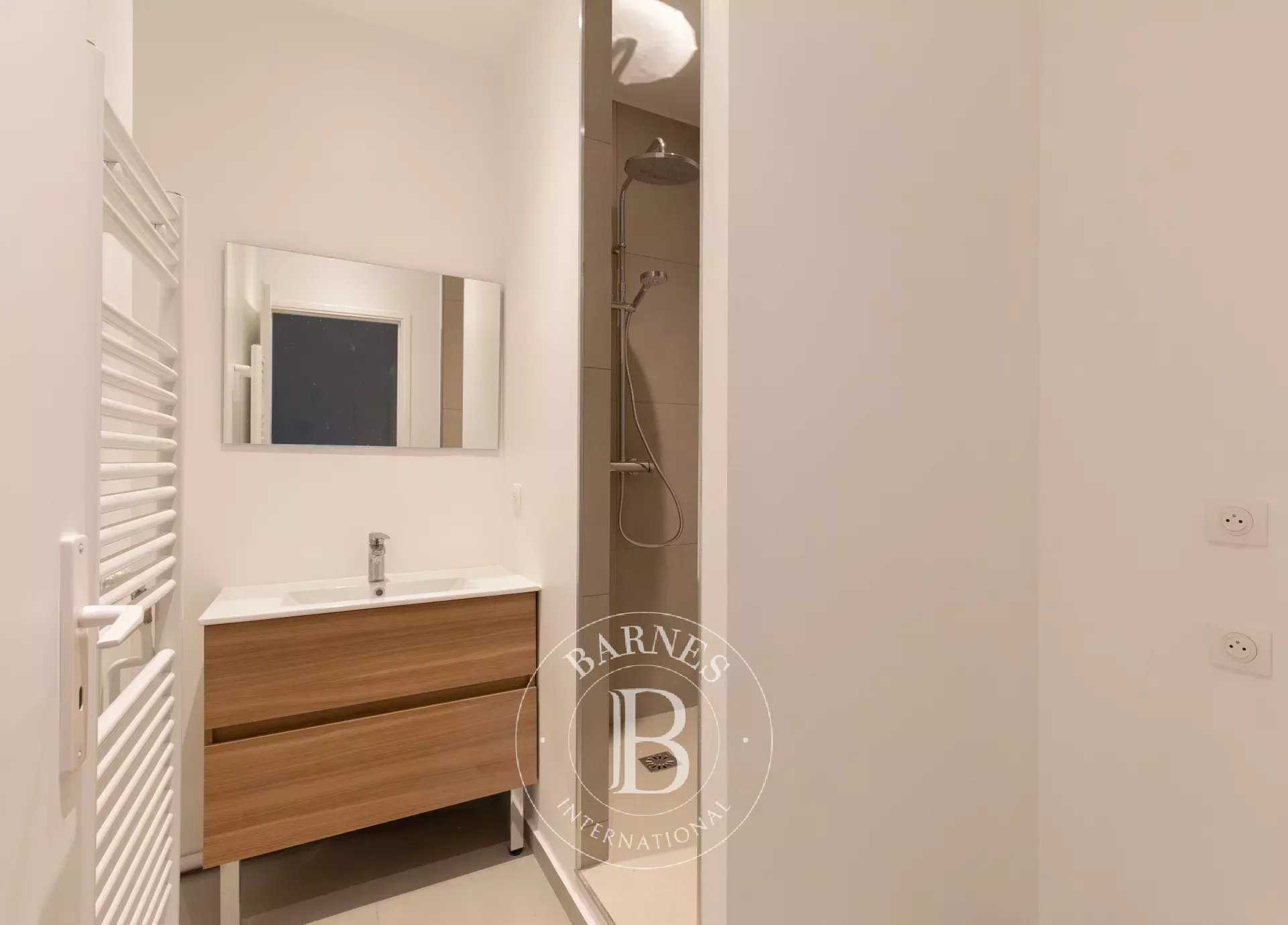 Saint-Germain-en-Laye  - Appartement 3 Pi&egrave;ces 2 Chambres