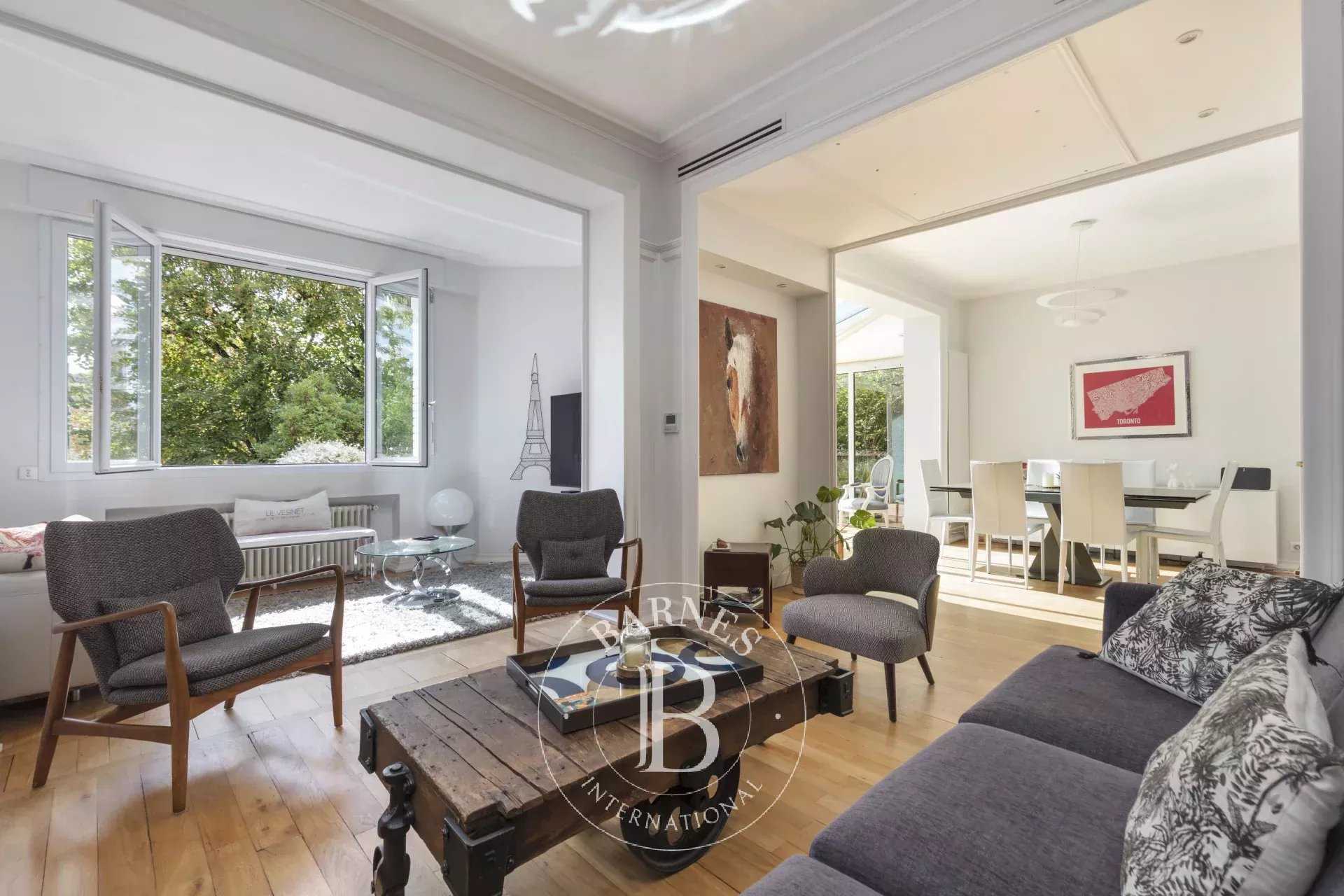 Le Vésinet  - Maison 8 Pièces 4 Chambres