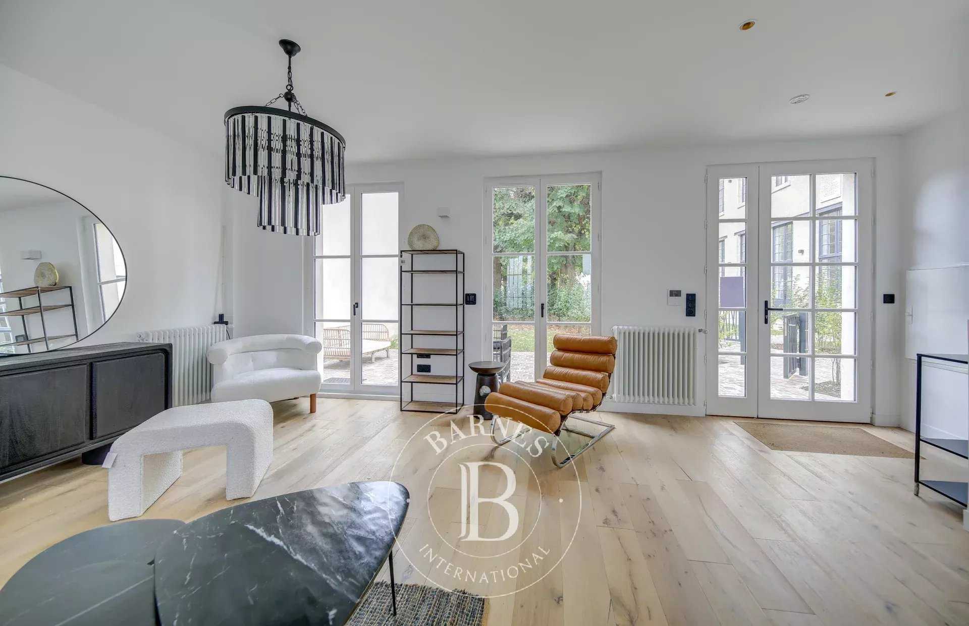 Saint-Germain-en-Laye  - House 4 Bedrooms