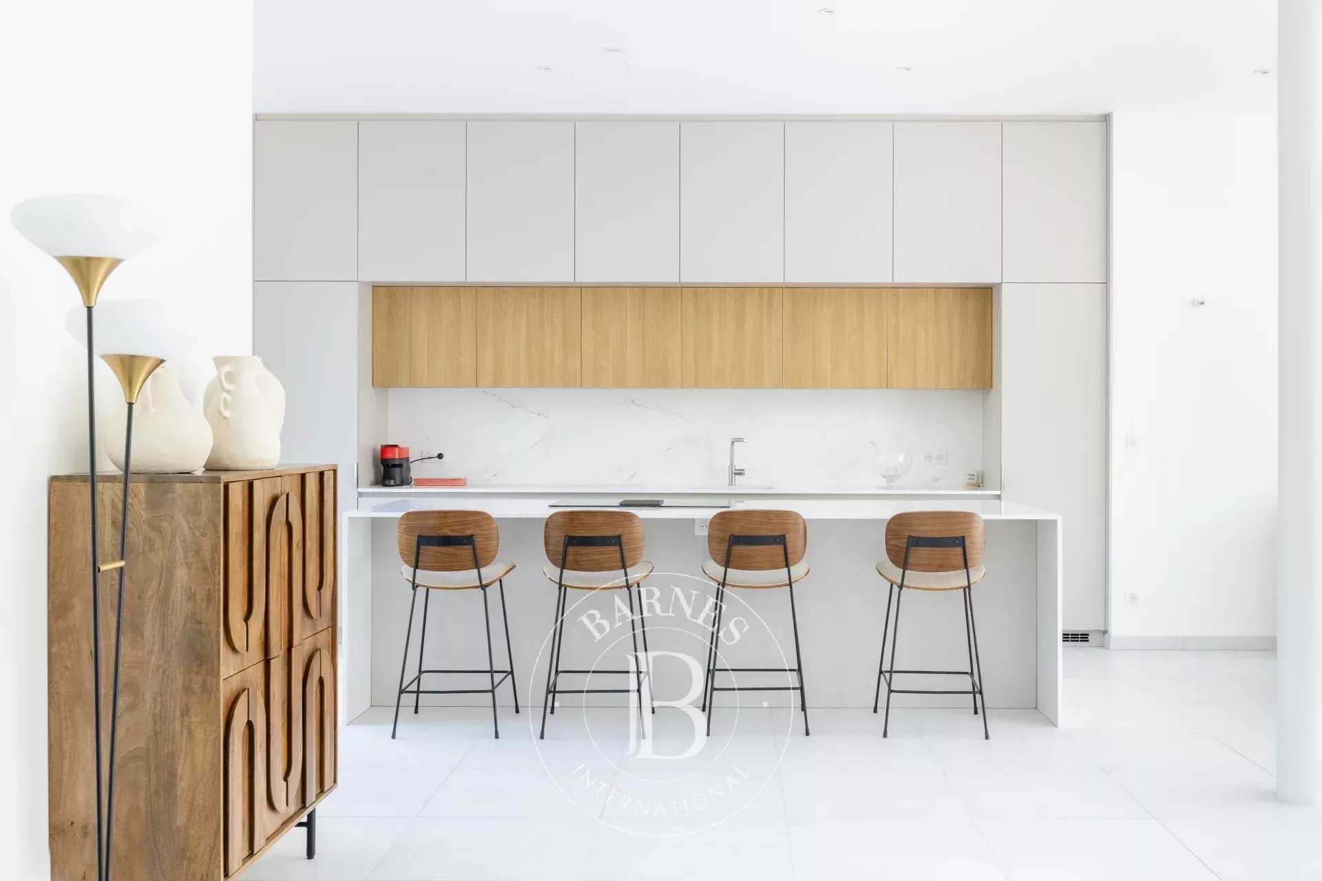 Croissy-sur-Seine  - Villa 10 Pi&egrave;ces 5 Chambres