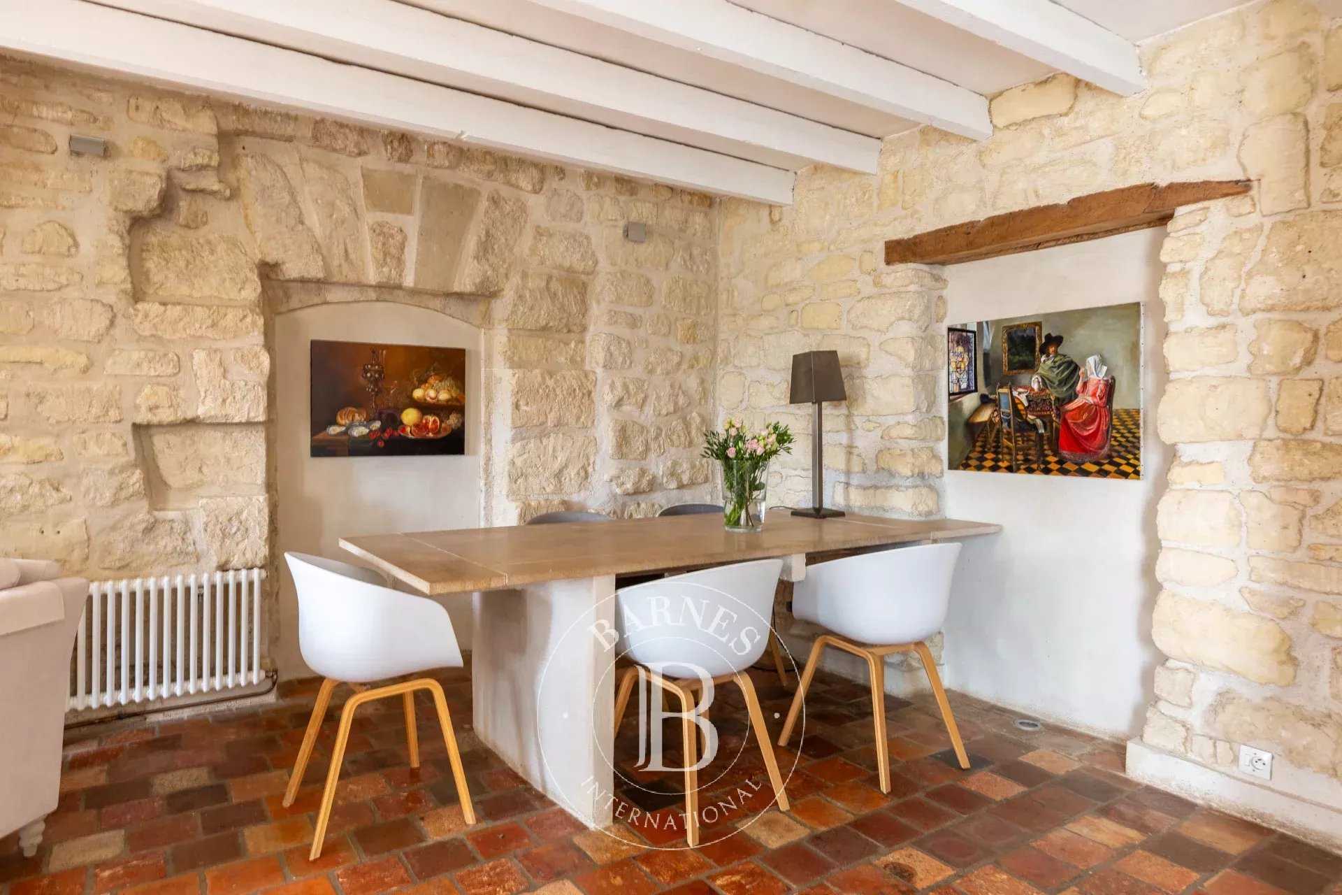 Carrières-sur-Seine  - Maison 7 Pièces 3 Chambres