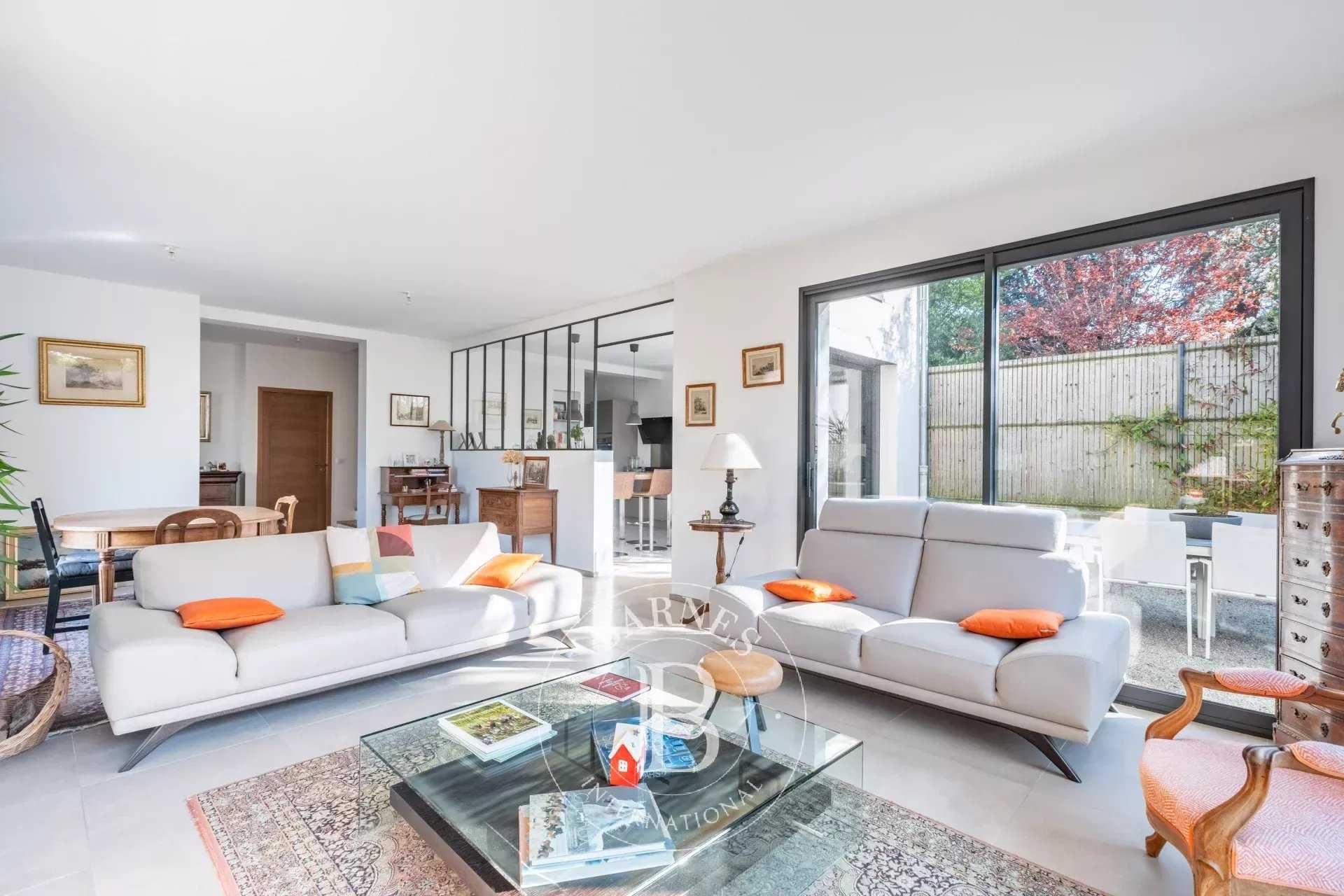 Saint-Germain-en-Laye  - House 4 Bedrooms