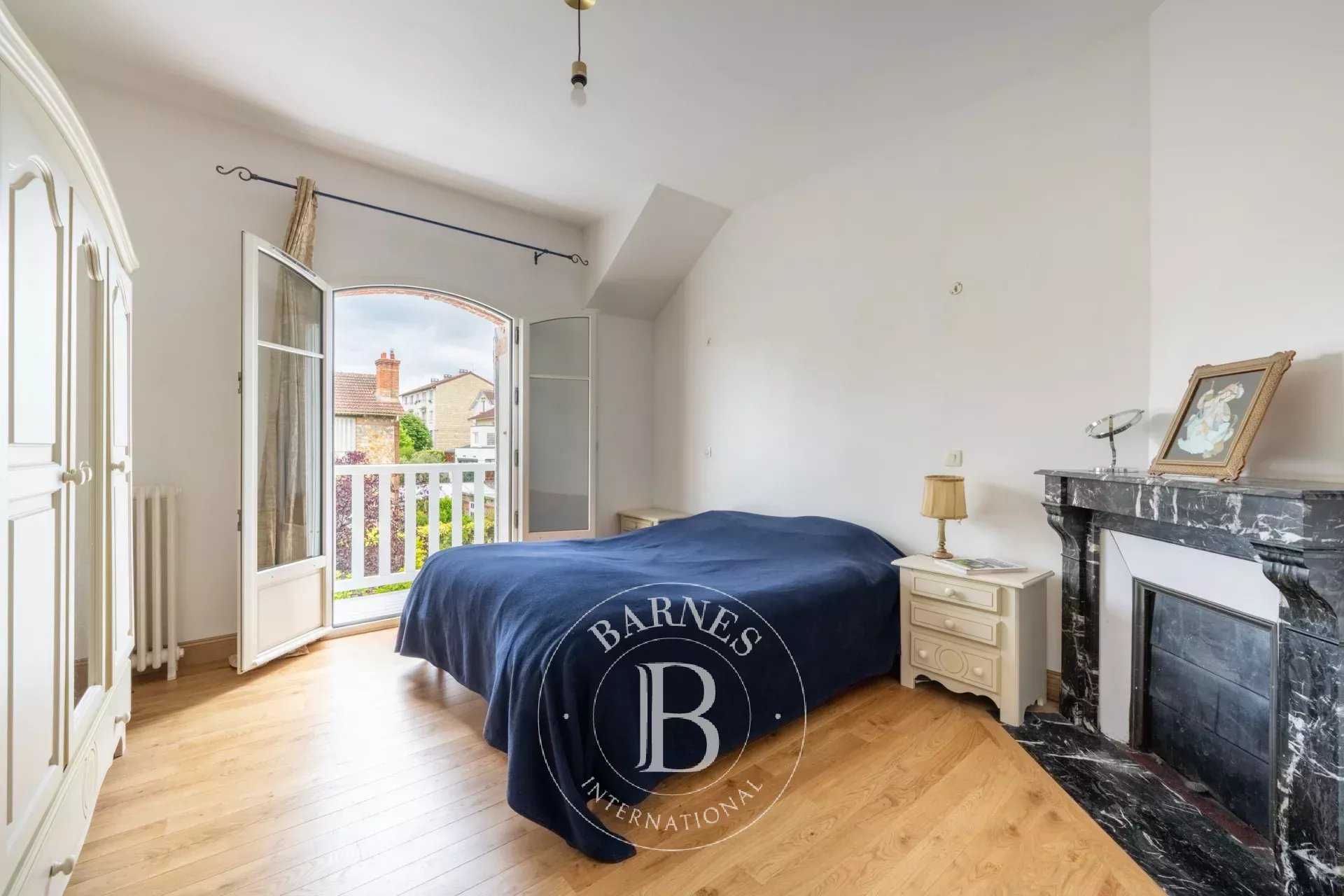 Maisons-Laffitte  - Maison 8 Pièces 6 Chambres