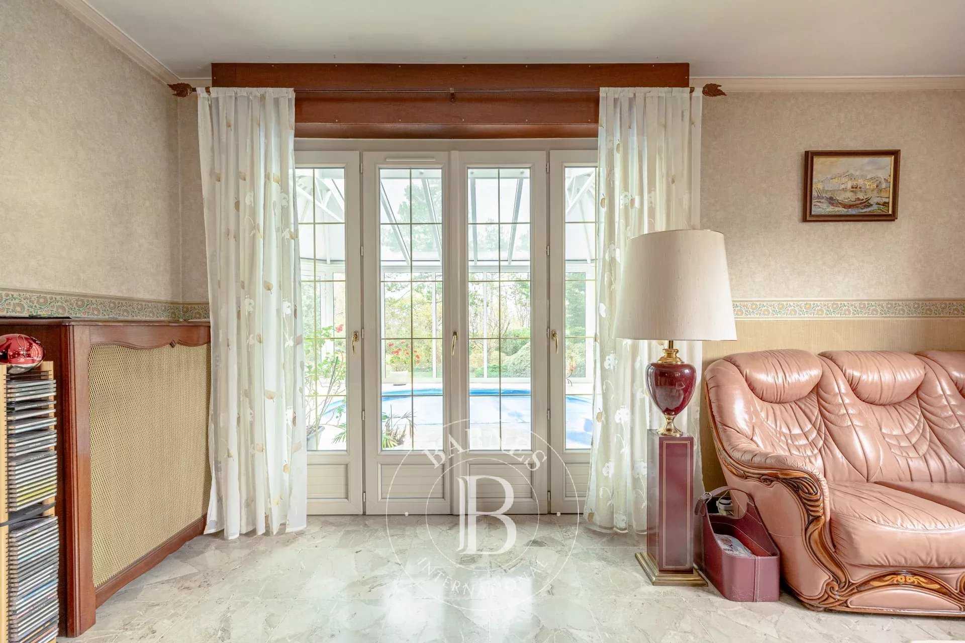 Villennes-sur-Seine  - Maison 8 Pièces 5 Chambres