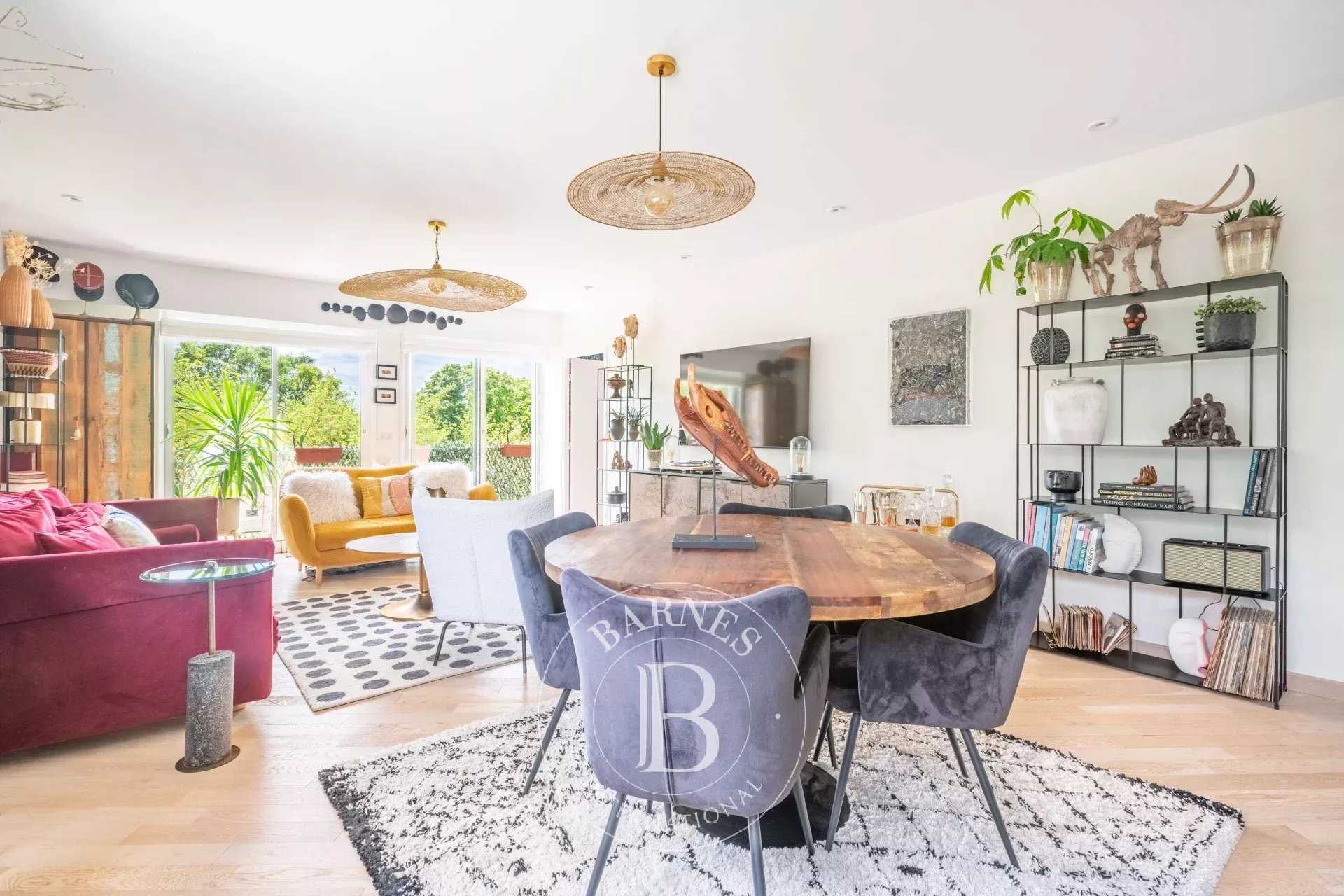 Saint-Germain-en-Laye  - Appartement 6 Pi&egrave;ces 4 Chambres