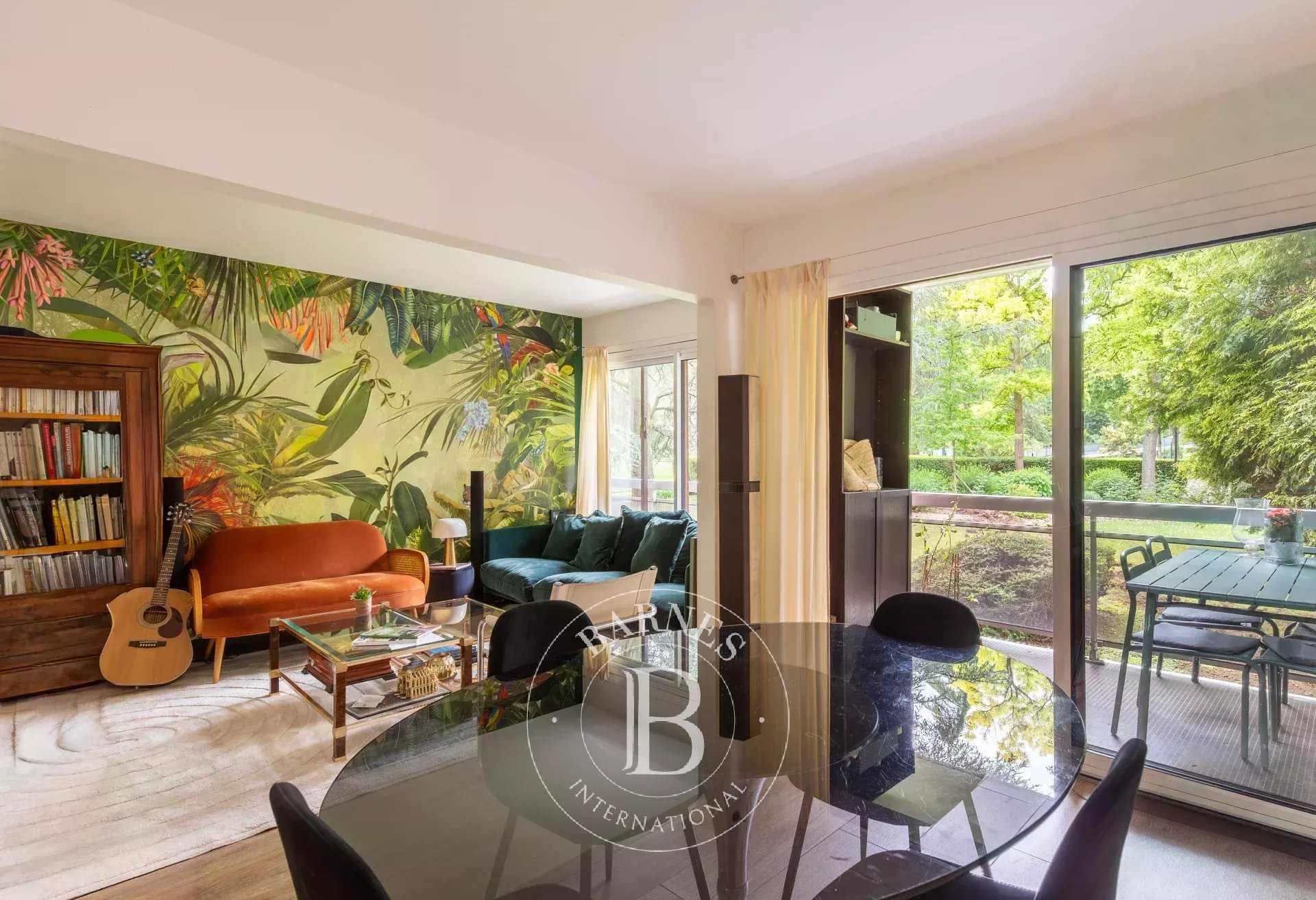 Saint-Germain-en-Laye  - Appartement 5 Pi&egrave;ces 3 Chambres