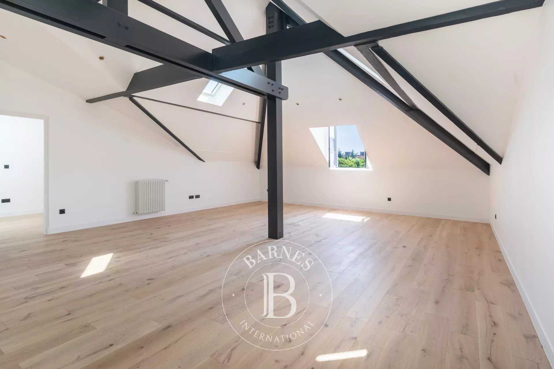 Saint-Germain-en-Laye  - House 2 Bedrooms