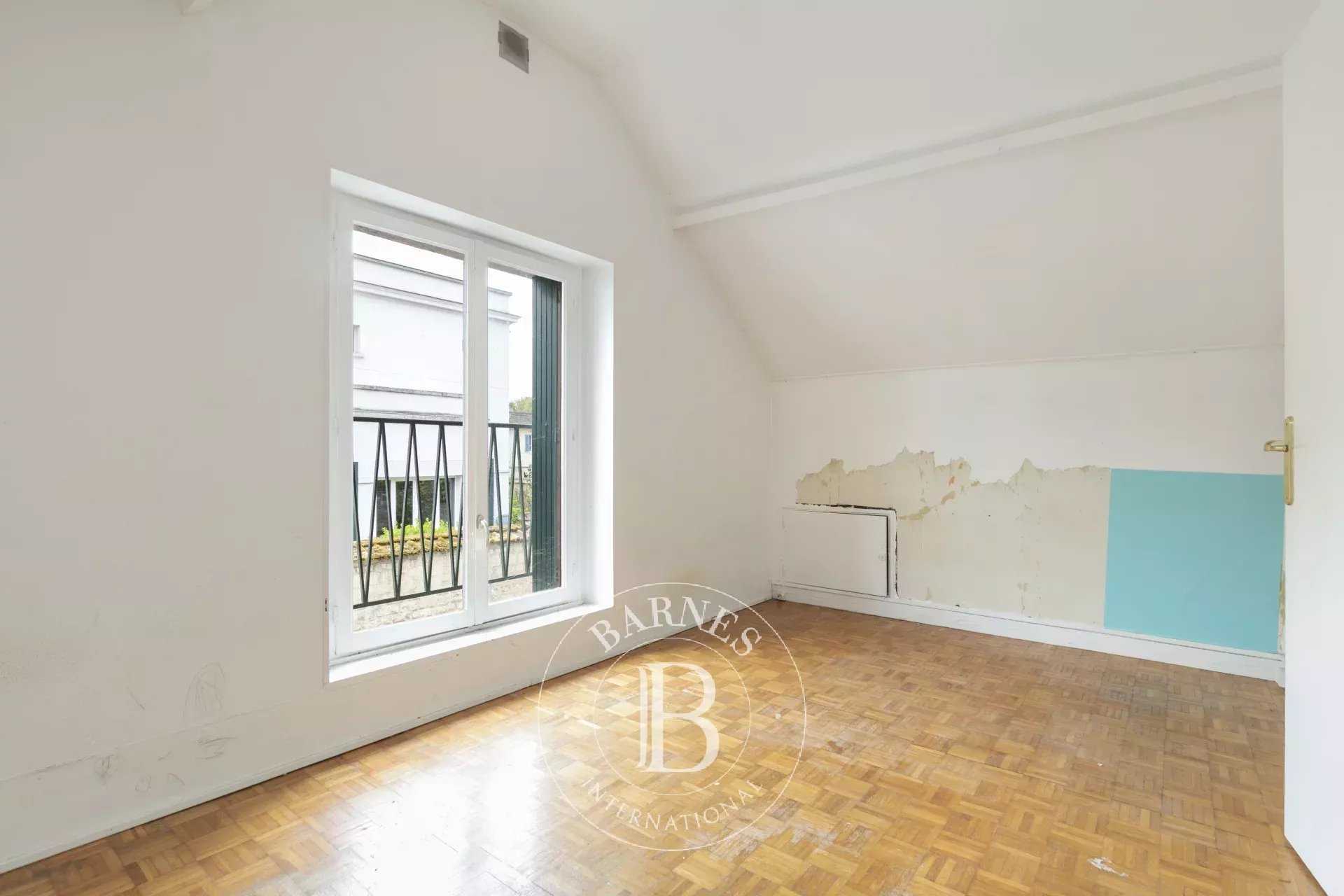 Saint-Germain-en-Laye  - Appartement 2 Pièces, 1 Chambre