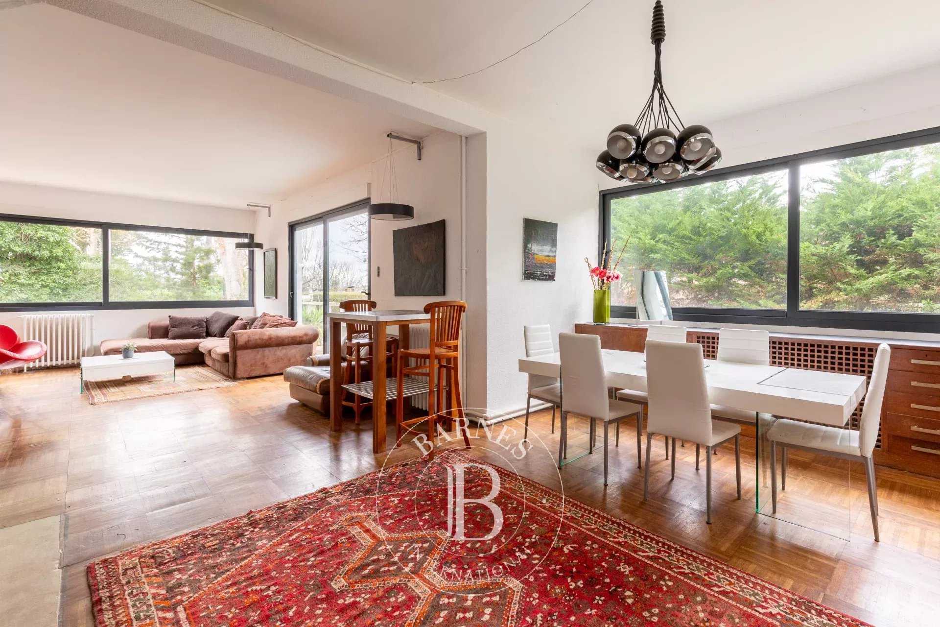 Le Pecq  - Maison 9 Pièces 6 Chambres