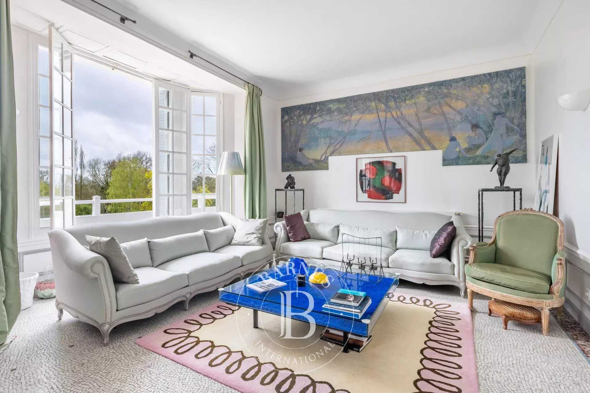 Vaux-sur-Seine  - Propriété 12 Pi&egrave;ces 7 Chambres