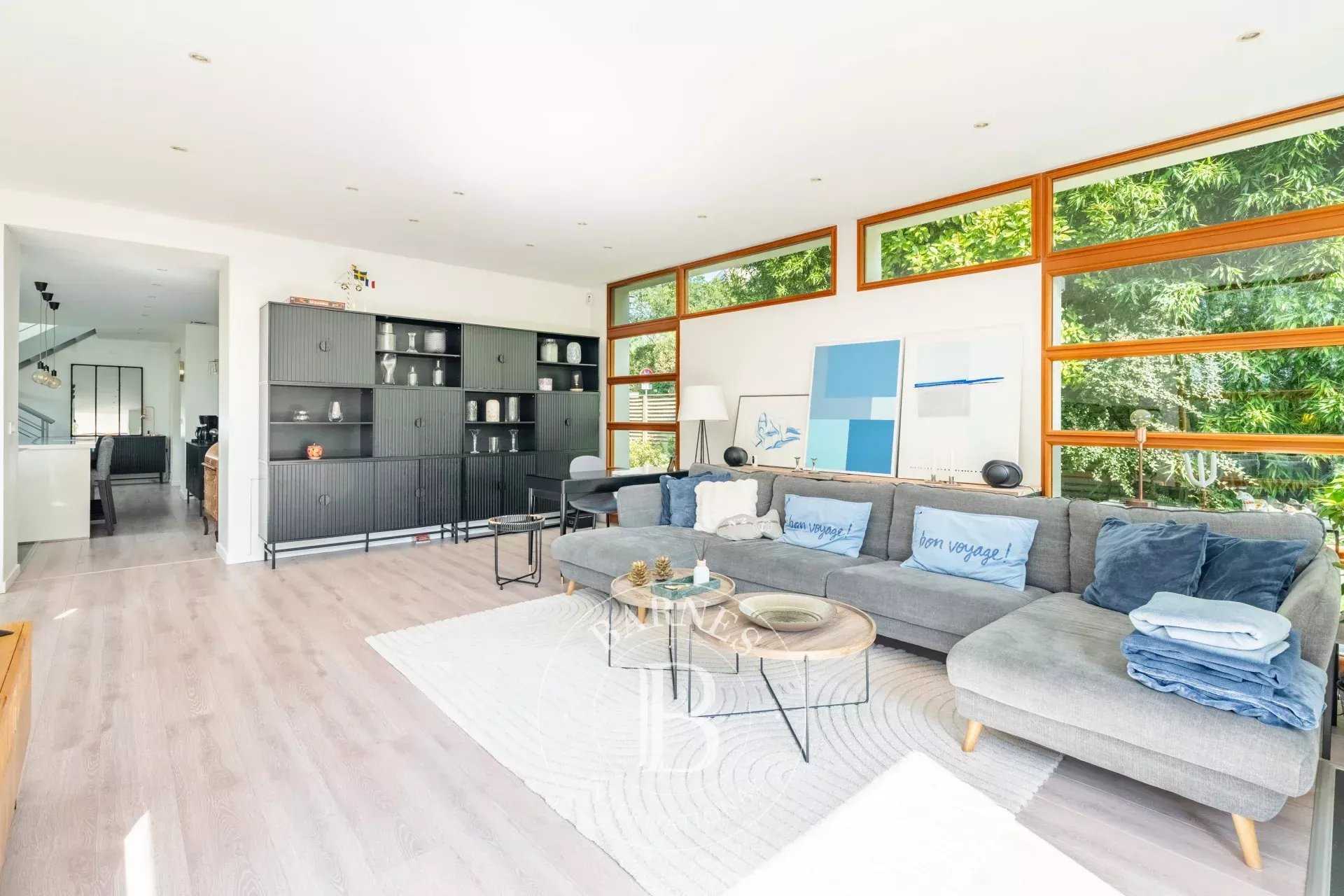 Le Pecq  - Maison 9 Pi&egrave;ces 7 Chambres