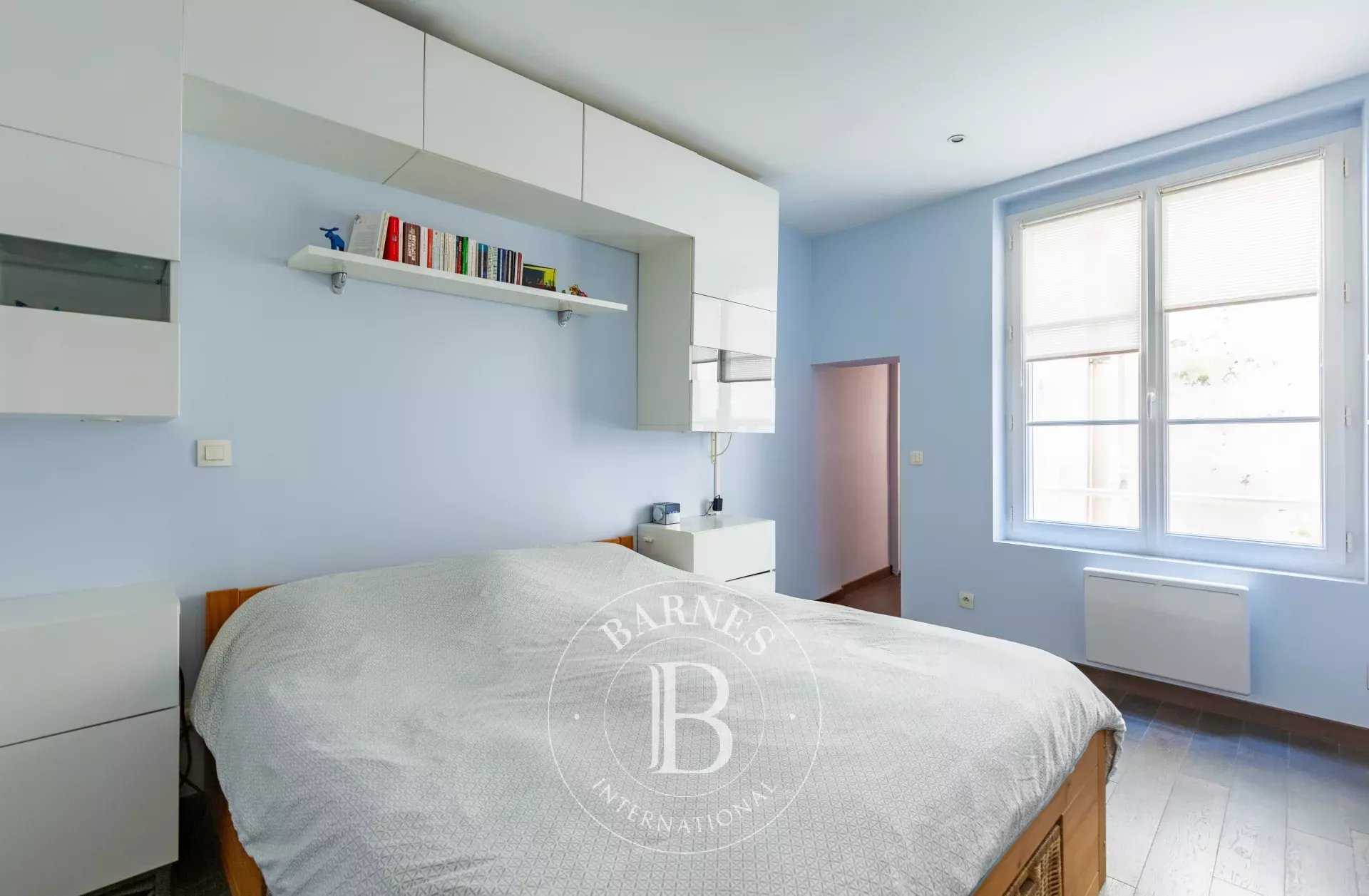 Saint-Germain-en-Laye  - Appartement 5 Pièces 2 Chambres