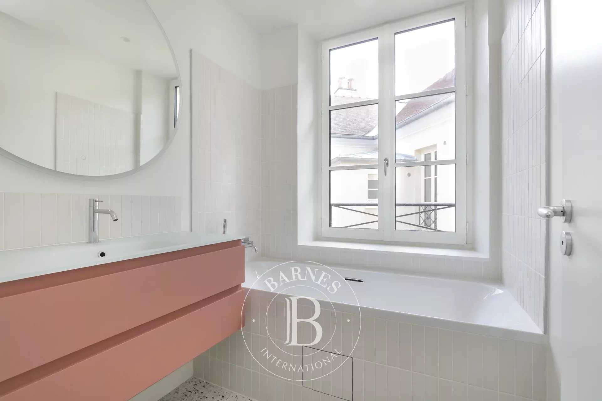 Saint-Germain-en-Laye  - Appartement 6 Pièces 3 Chambres