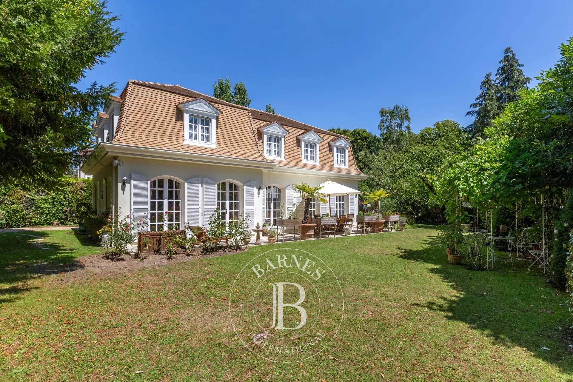House Maisons-Laffitte