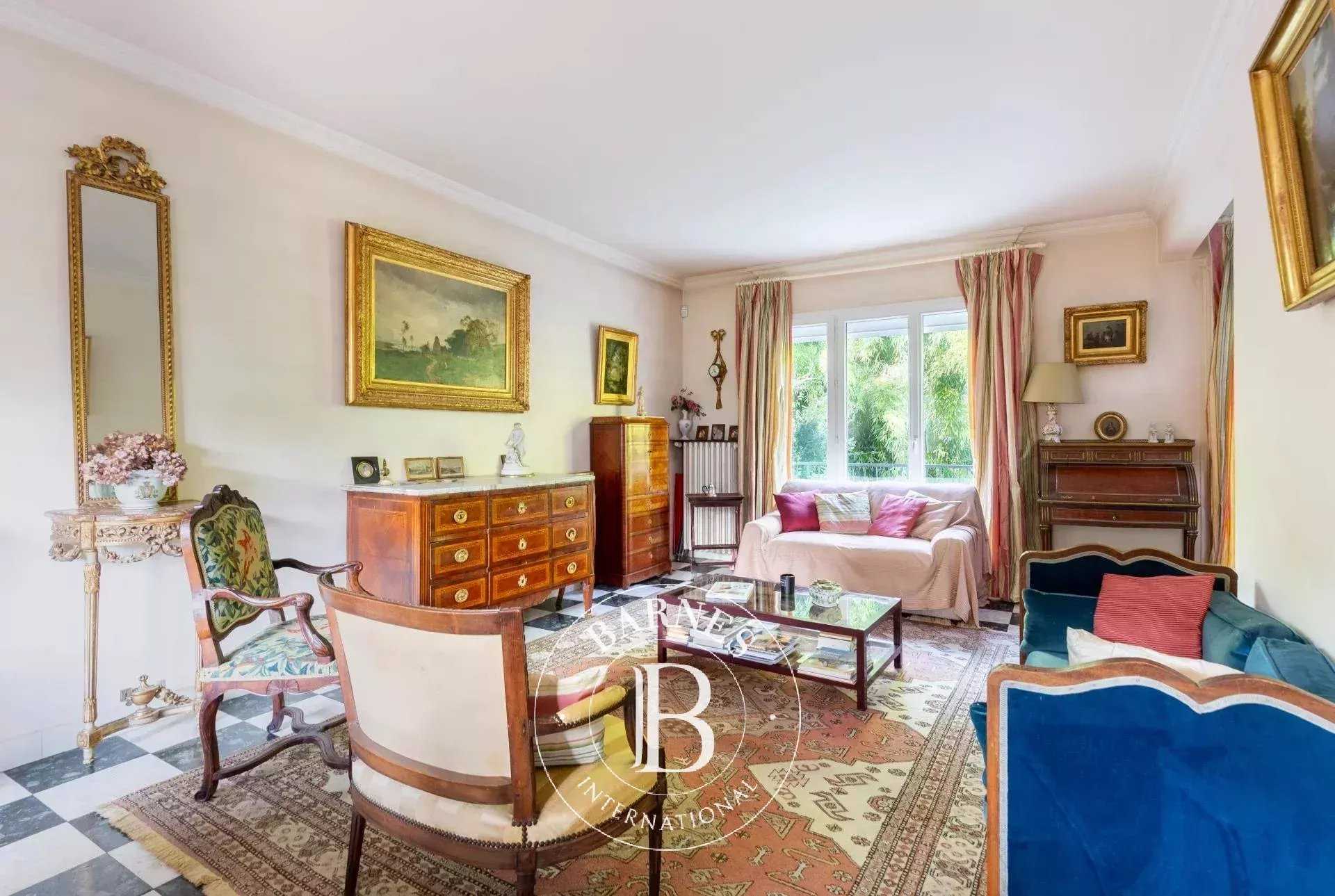 Le Pecq  - Maison 9 Pièces 6 Chambres