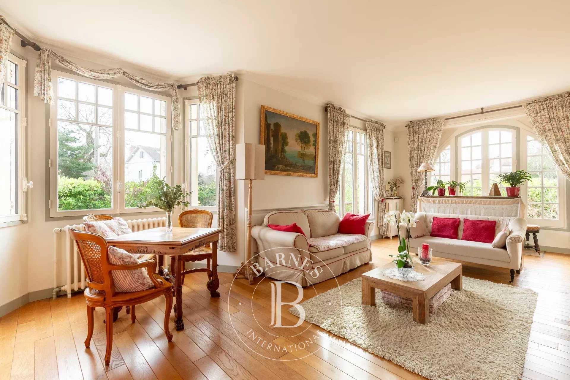 Le Vésinet  - Maison 6 Pi&egrave;ces 3 Chambres